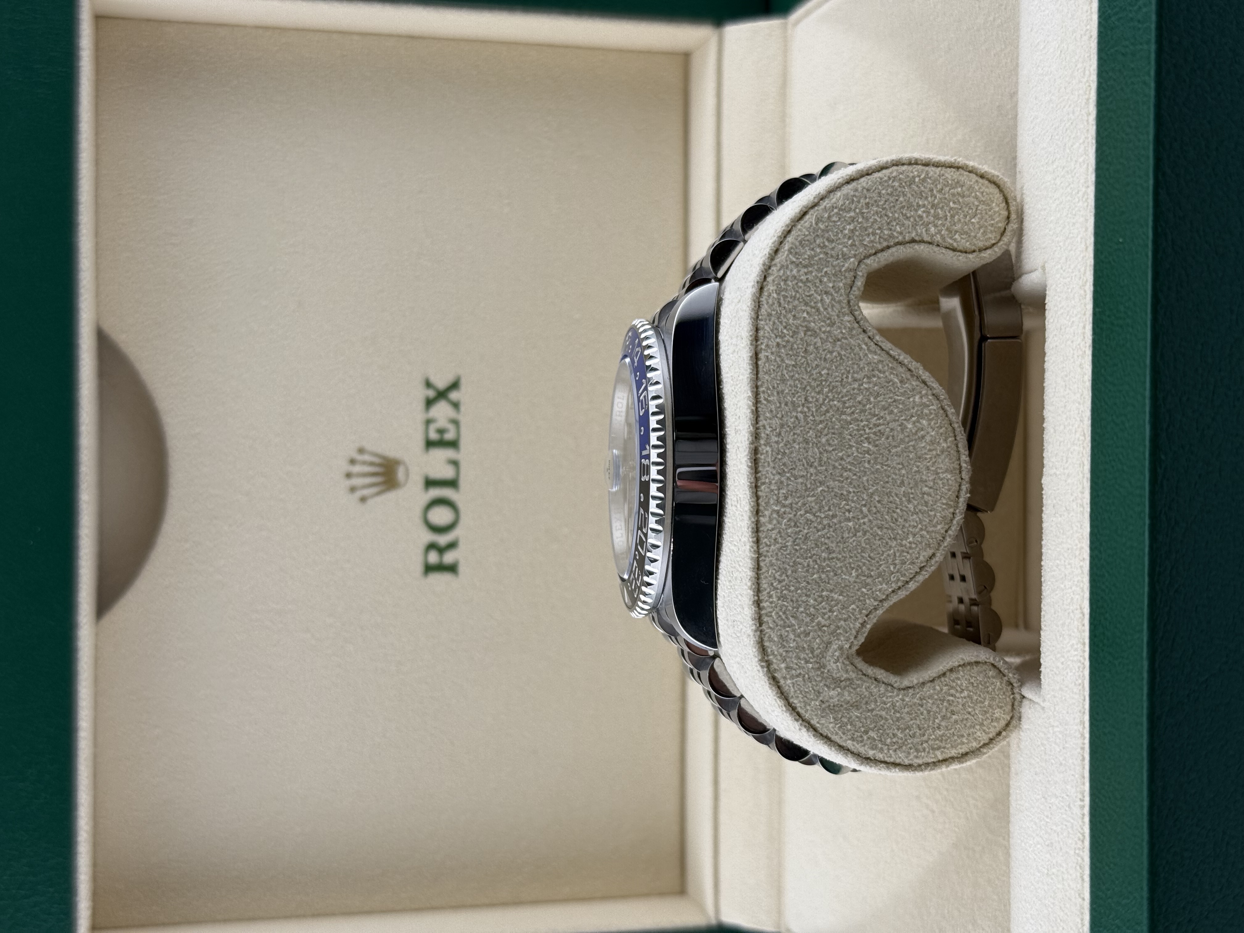 Rolex GMT Master II 126710 BLNR Thumbnail 3