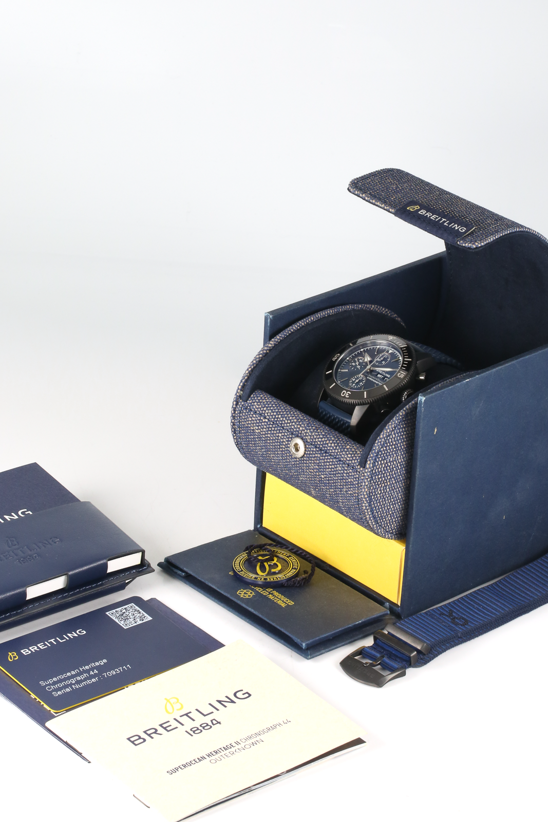 Breitling SuperOcean Heritage Chronograph 44 M13313 Thumbnail 5