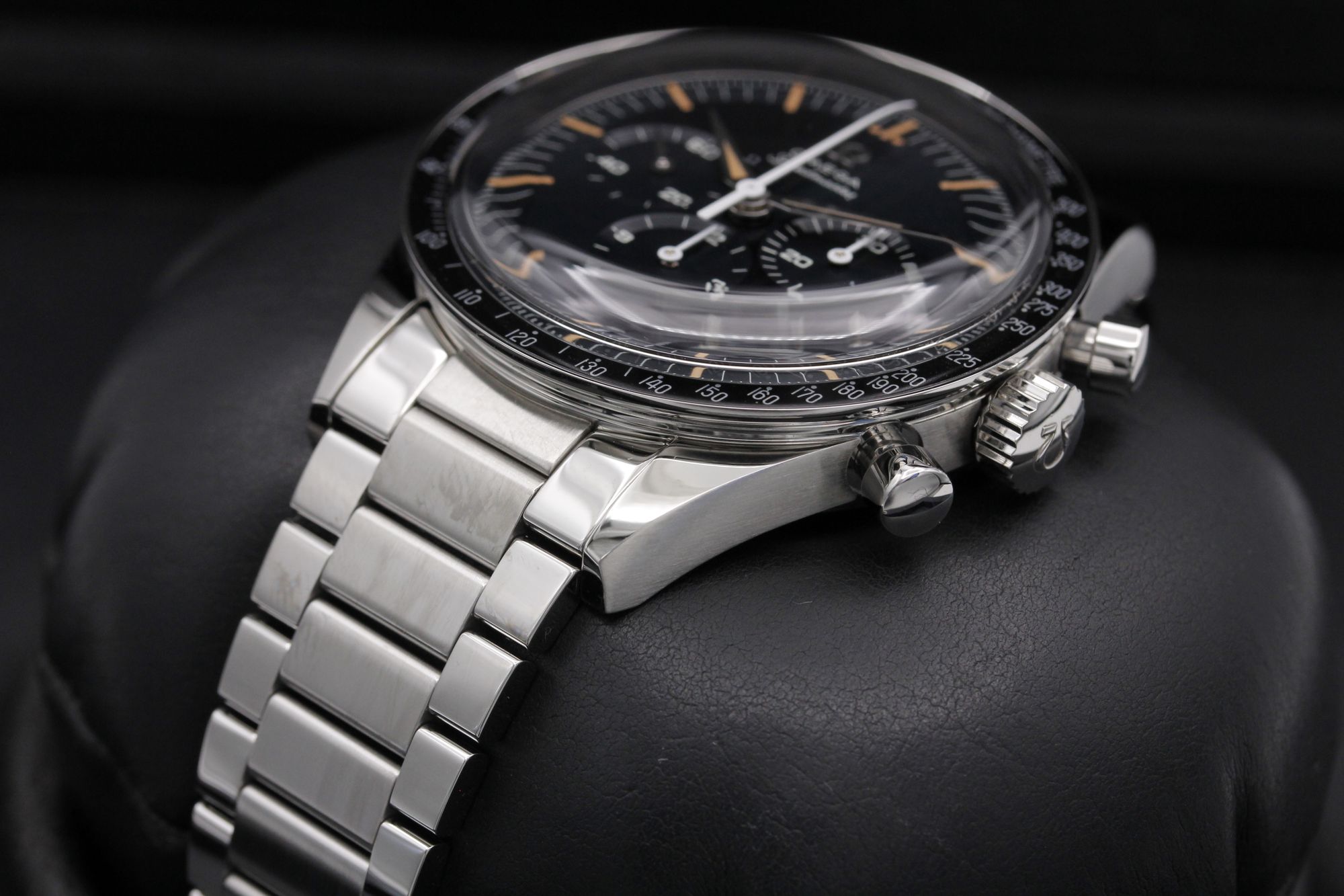 Omega Speedmaster Anniversary Series 310.30.40.50.06.001 Thumbnail 2