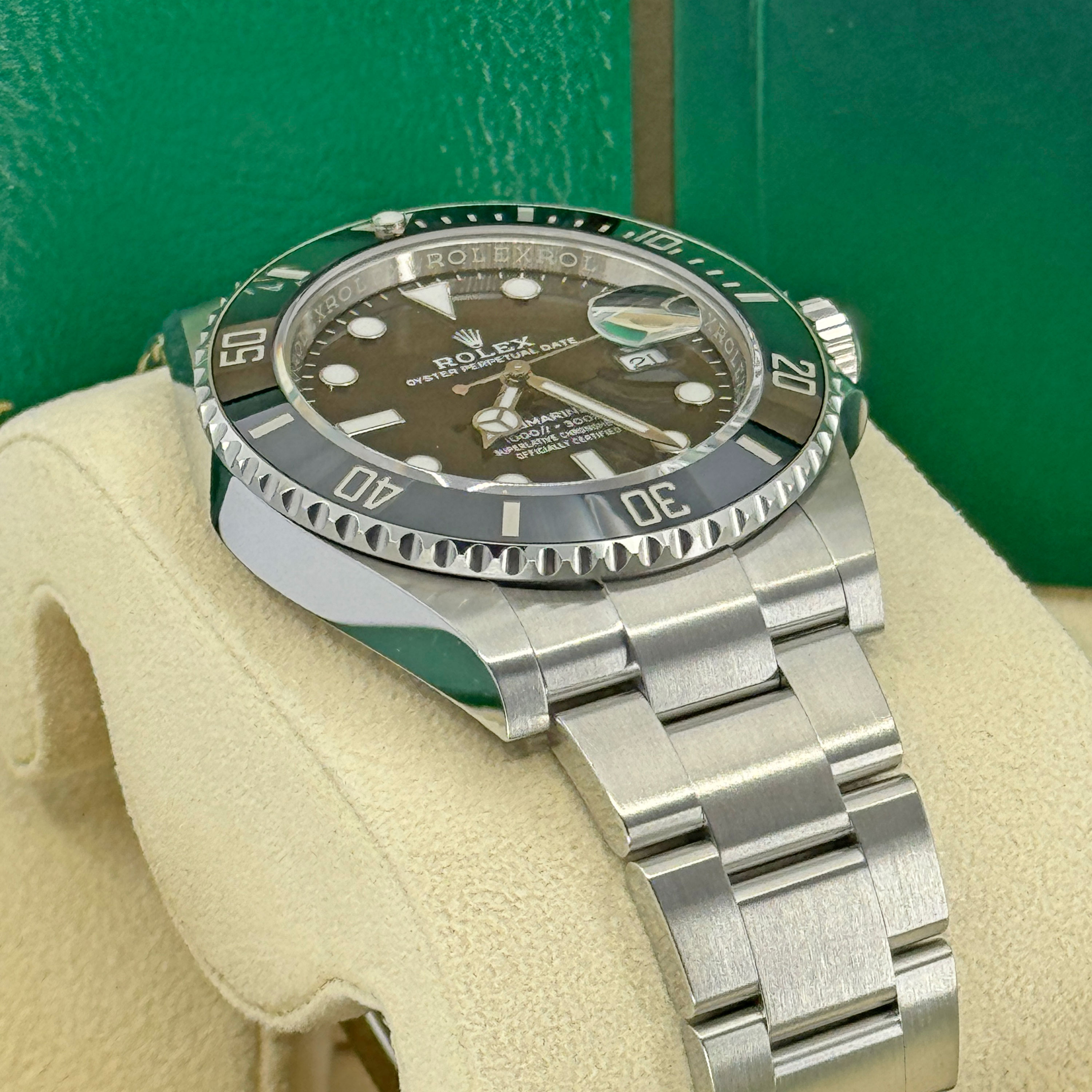 Rolex Submariner 126610 LN Thumbnail 4