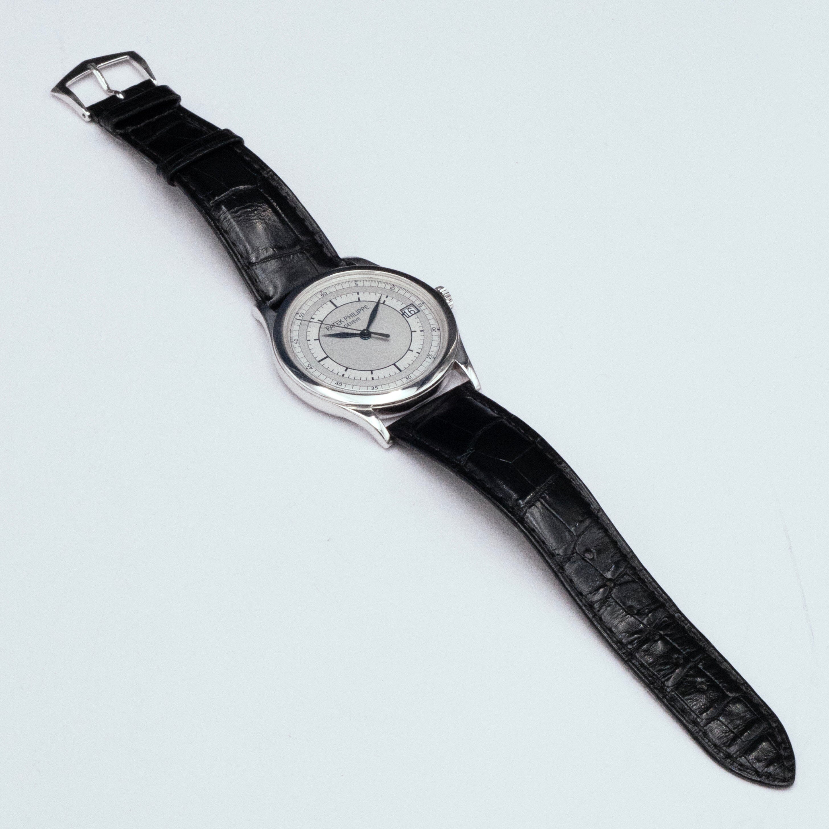 Patek Philippe Calatrava 5296G-001 Thumbnail 3