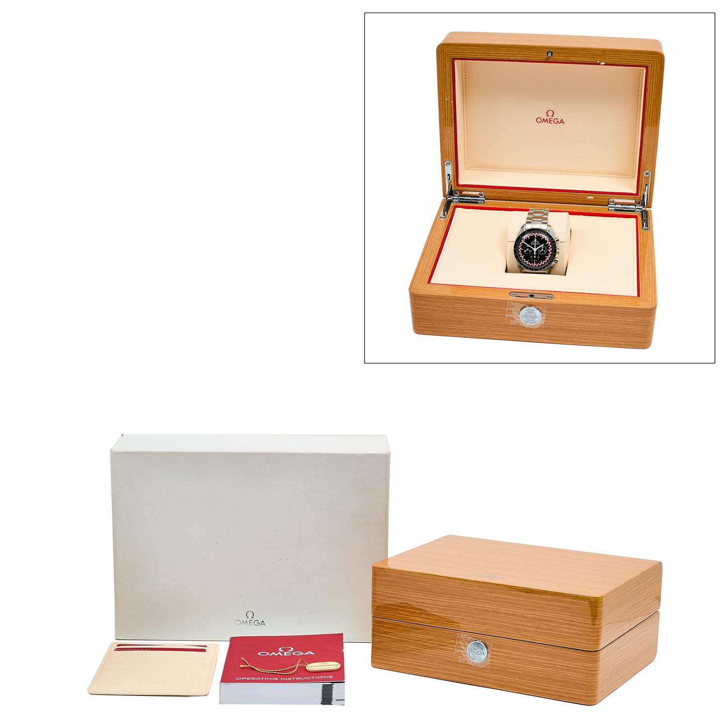 Omega Speedmaster Moonwatch 311.30.42.30.01.004 Thumbnail 4