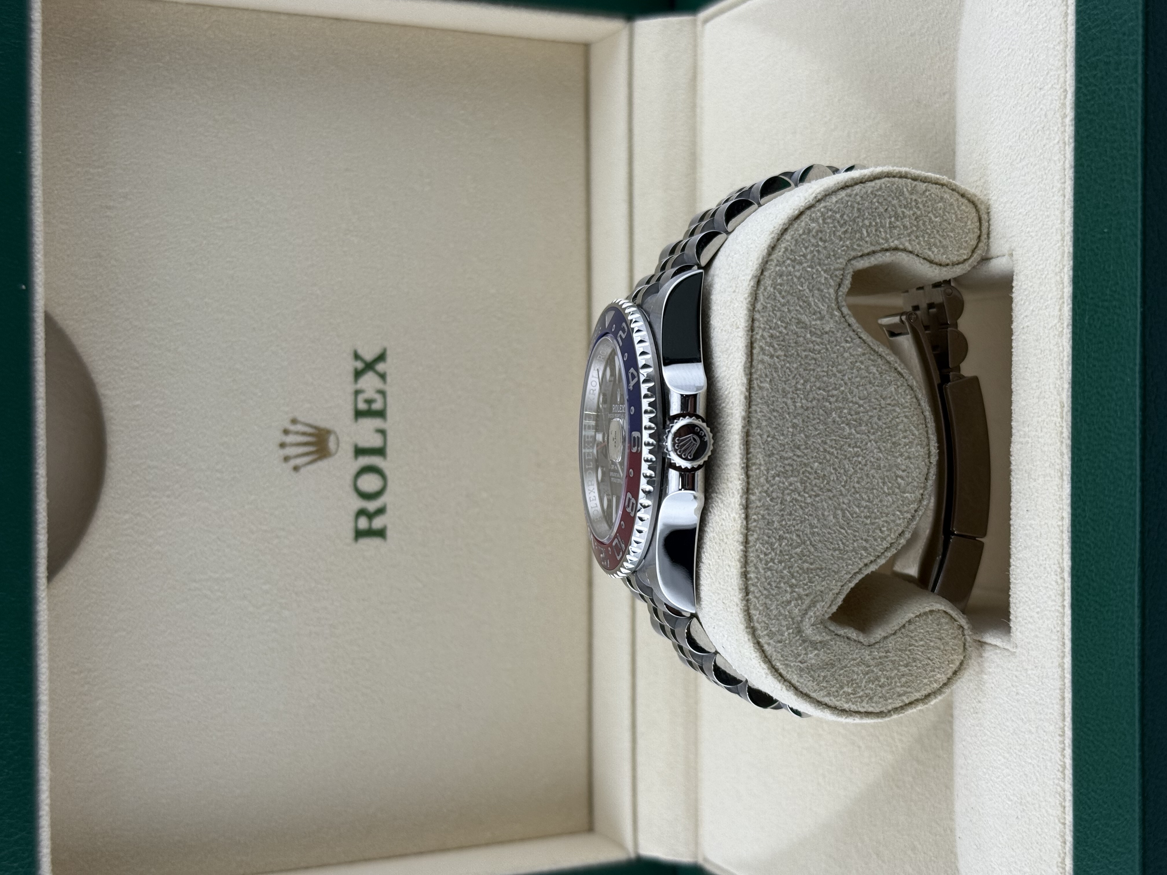 Rolex GMT Master II 126710 BLRO Thumbnail 4