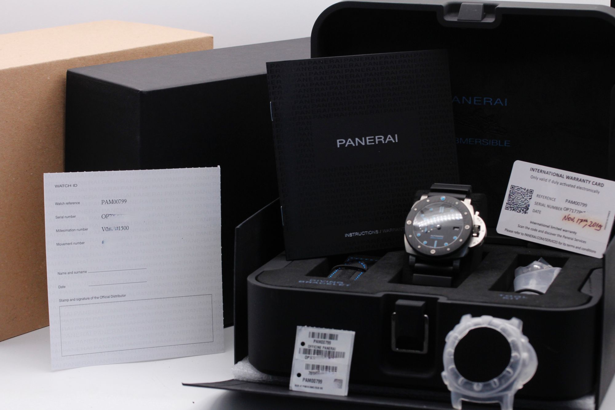 Panerai Submersible PAM00799 Thumbnail 5