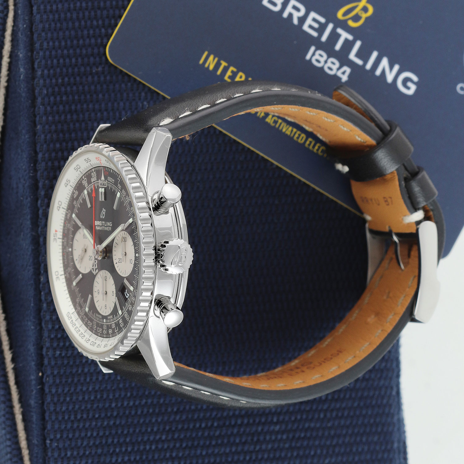 Breitling Navitimer 01 AB0121 Thumbnail 3