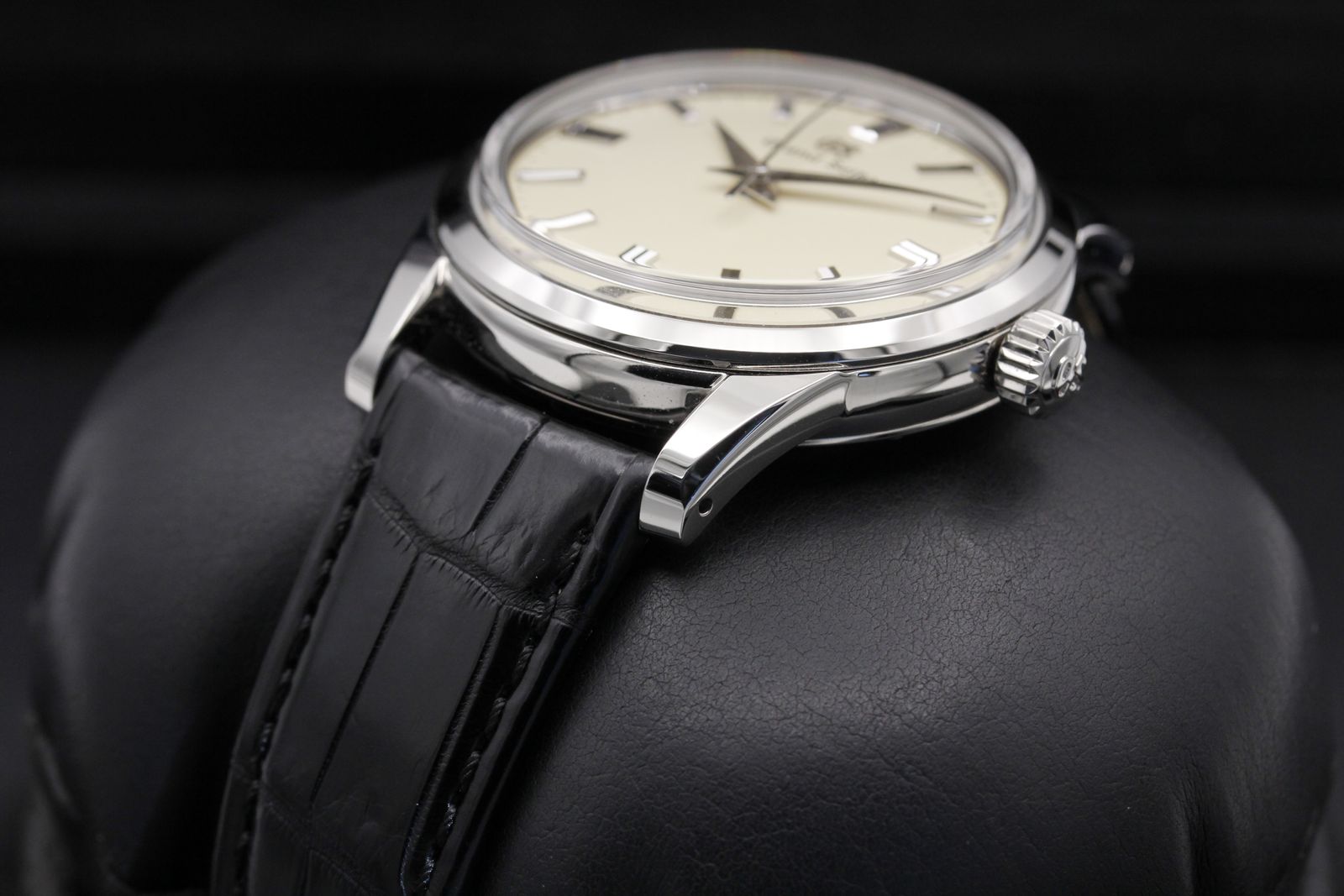 Grand Seiko Heritage Collection SBGW301 Thumbnail 2