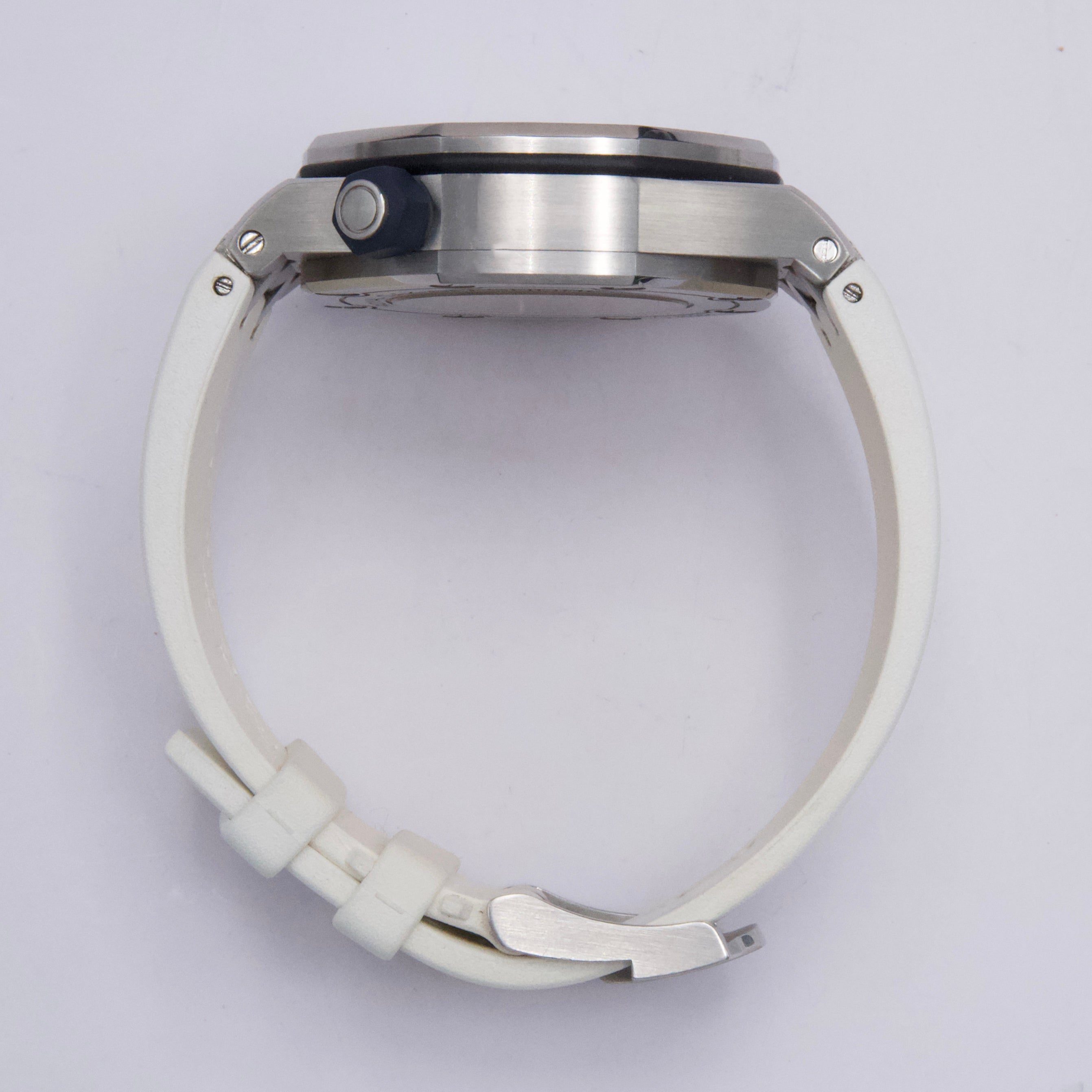 Audemars Piguet Royal Oak Offshore 15710ST.OO.A010CA.01 Thumbnail 5