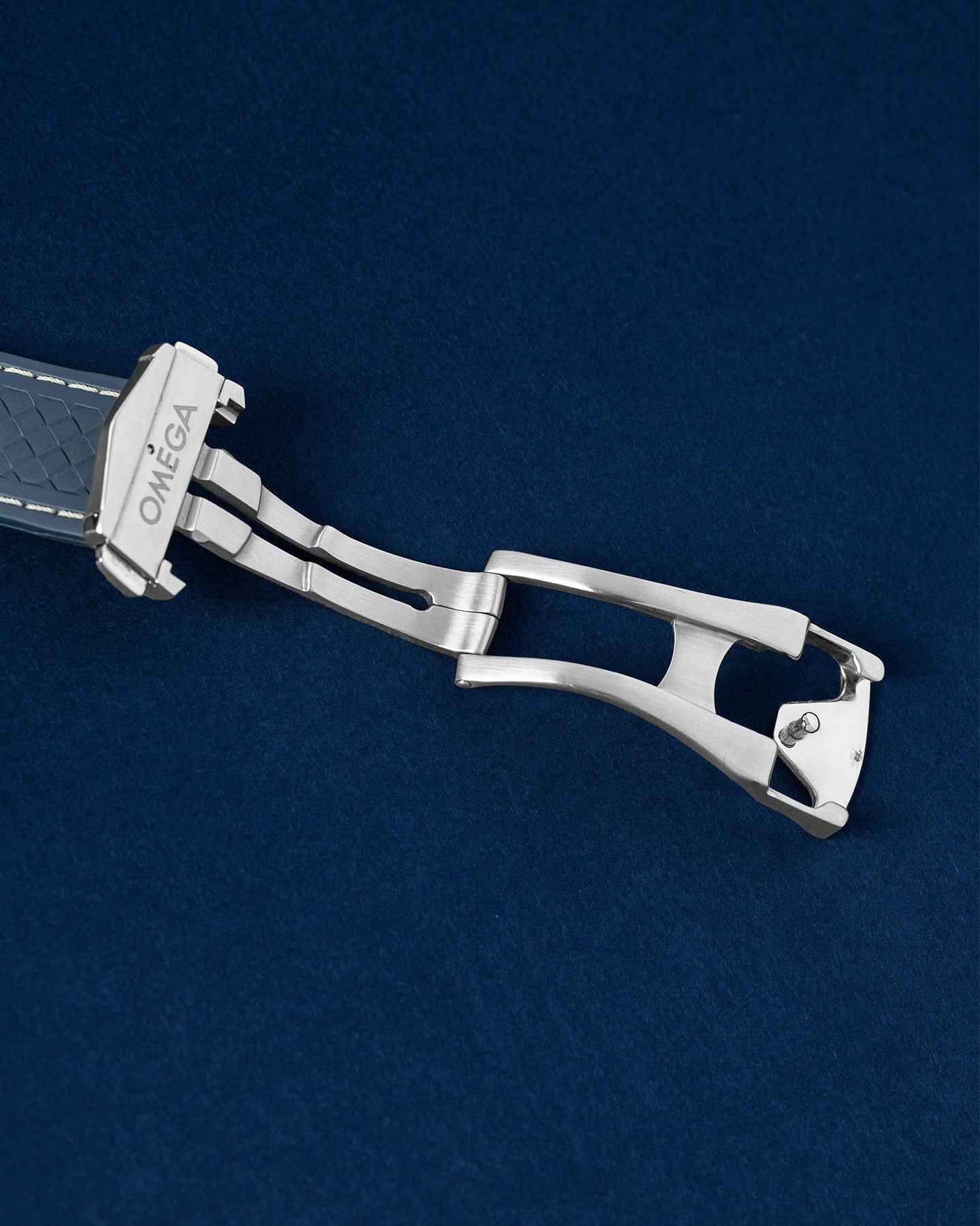 Omega Aqua Terra 150m Gents 220.12.41.21.03.002 Thumbnail 4