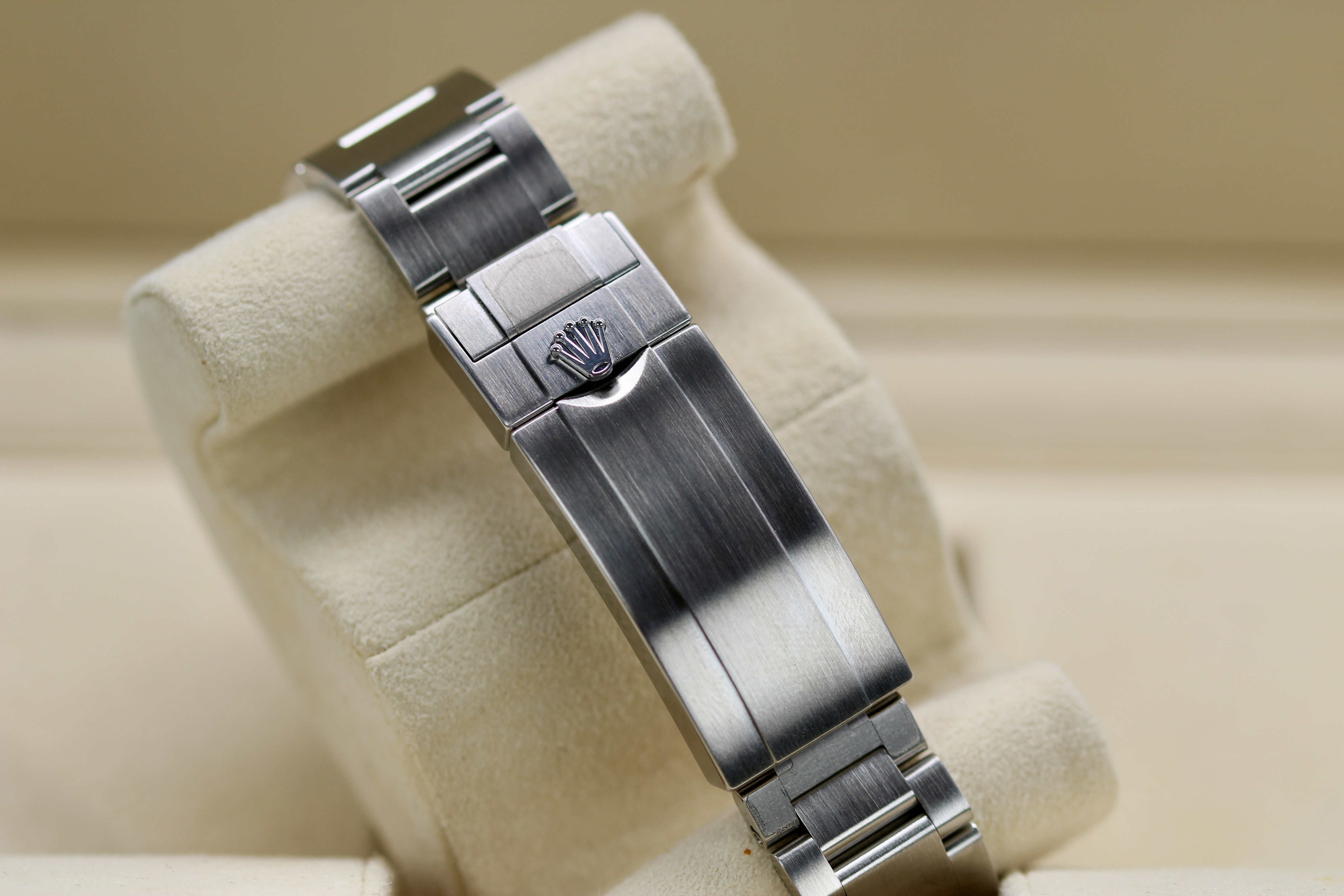 Rolex Submariner 116610 LN Thumbnail 4