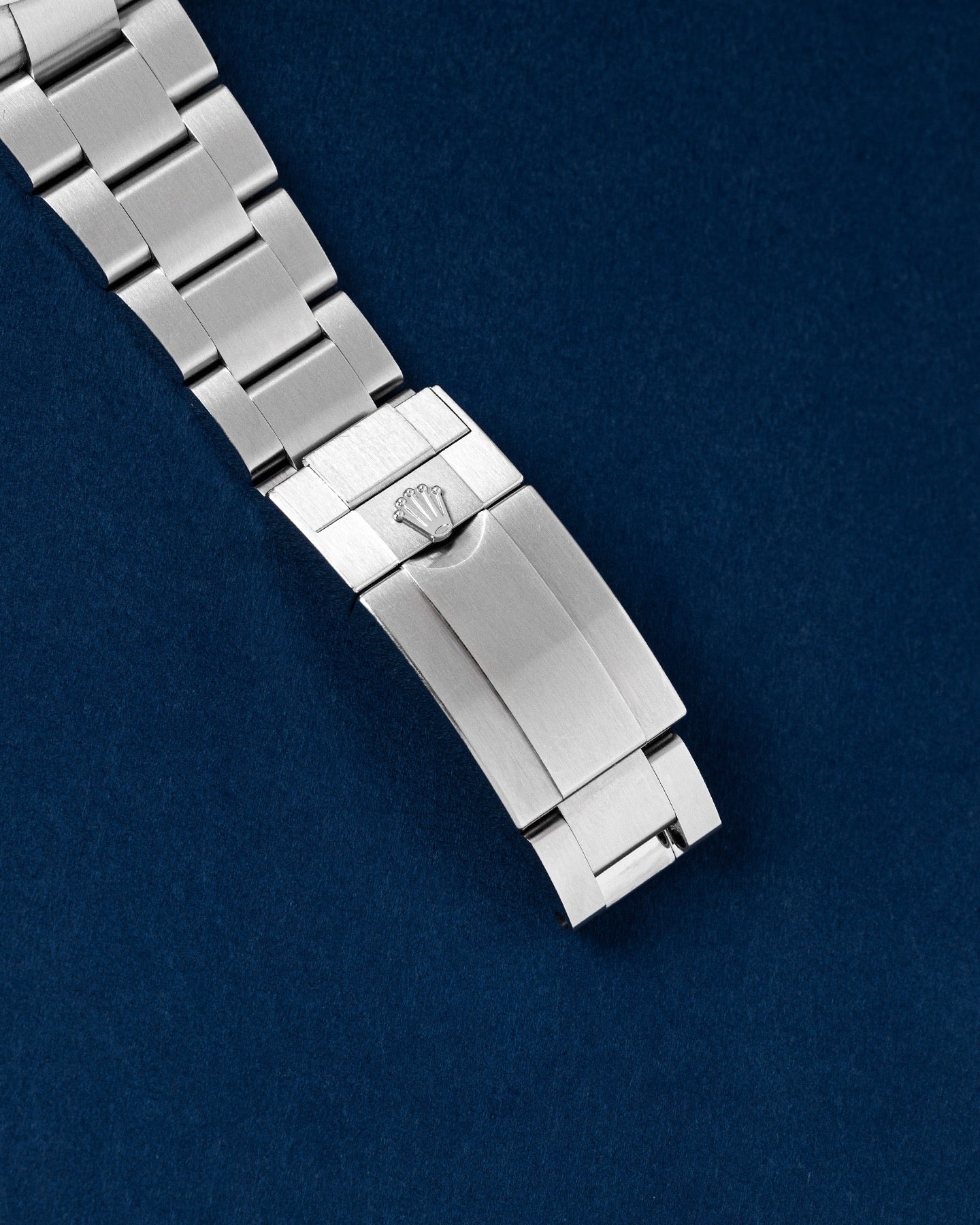 Rolex Explorer II 226570 Thumbnail 3