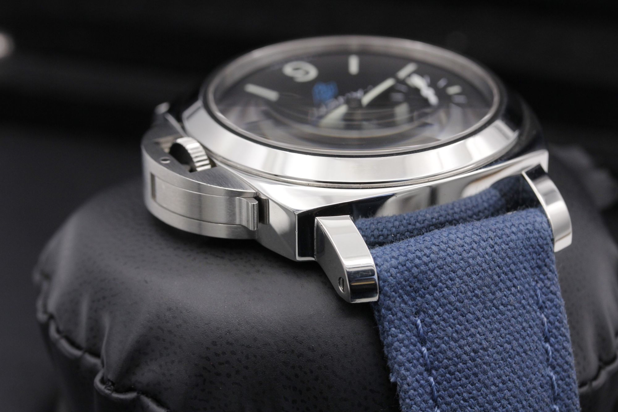 Panerai Luminor Logo PAM00777 Thumbnail 4