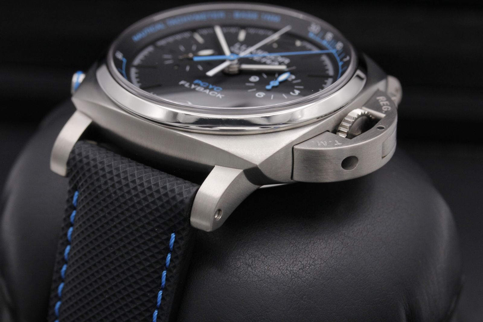 Panerai Luminor Chrono PAM00764 Thumbnail 2