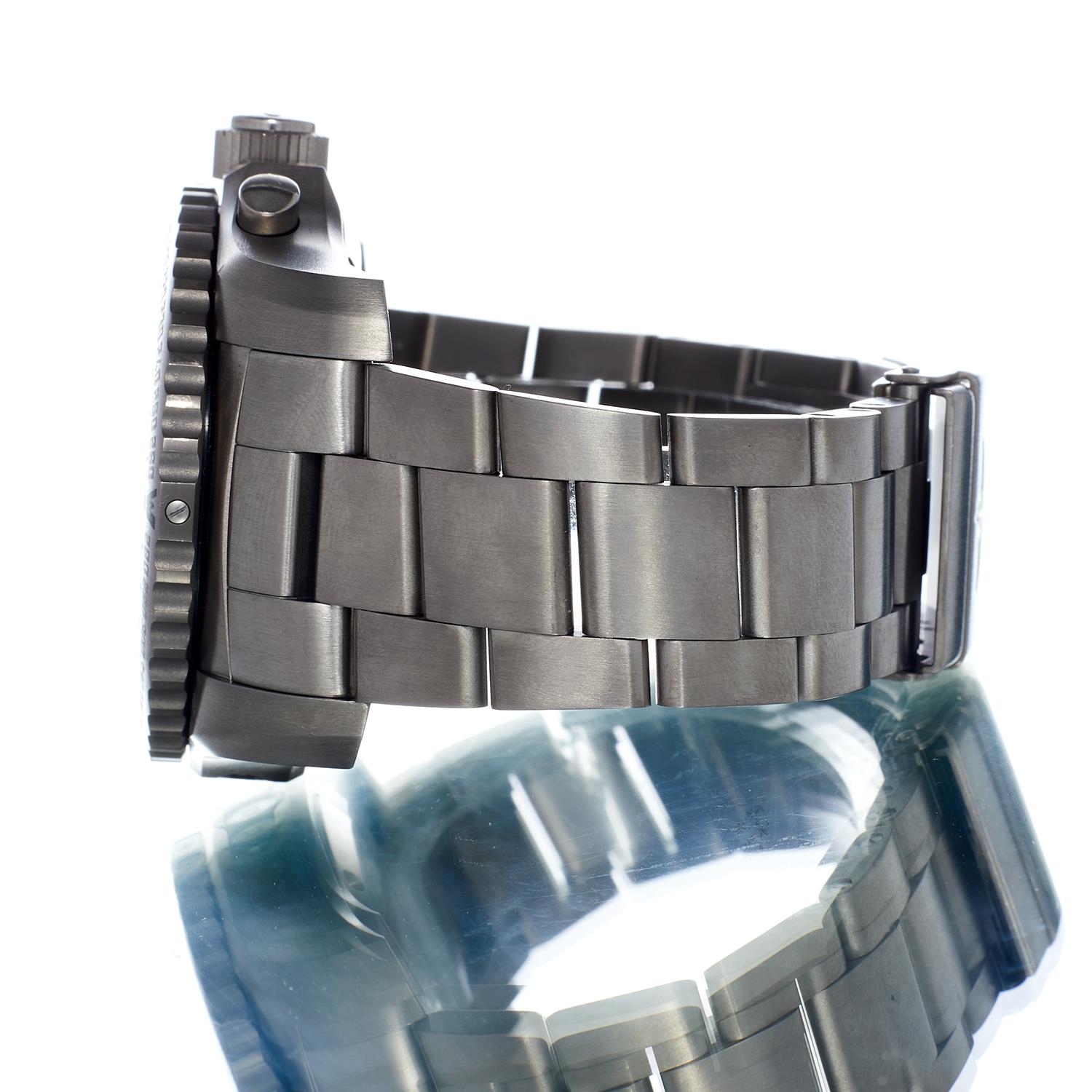 Breitling Cockpit B50 EB5010 Thumbnail 2