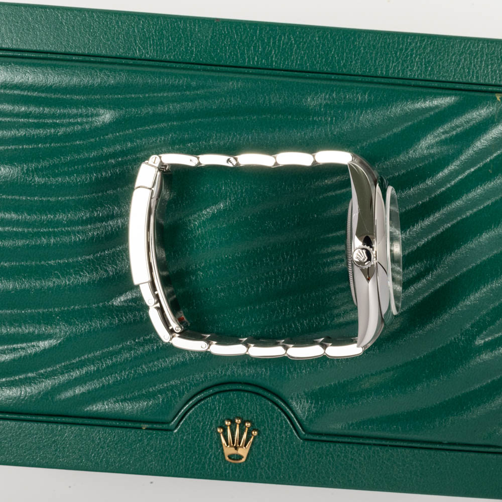 Rolex Oyster Perpetual 41 134300 Thumbnail 2