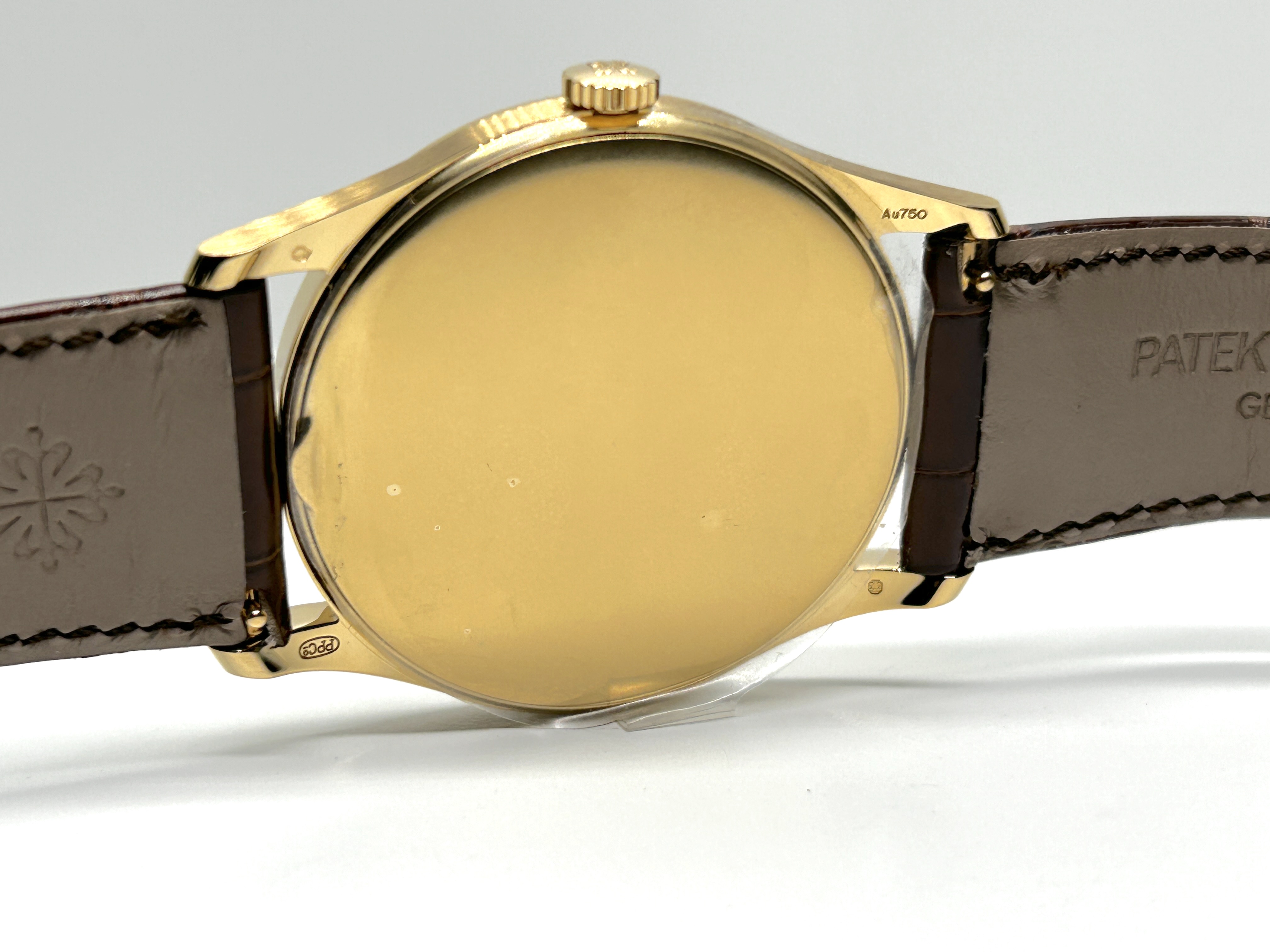 Patek Philippe Calatrava 5196J-001 Thumbnail 4