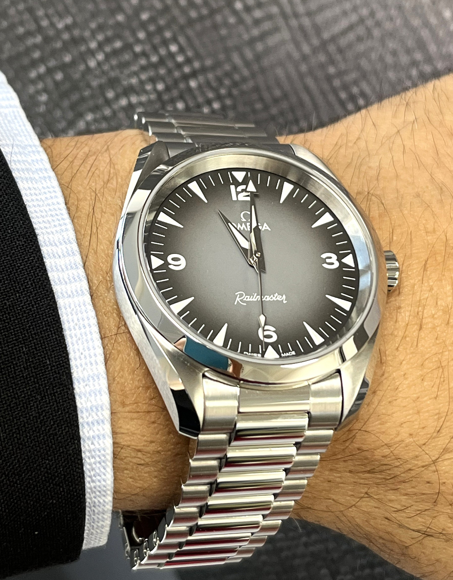 Omega Seamaster Railmaster 235.10.38.20.06.001 Thumbnail 6