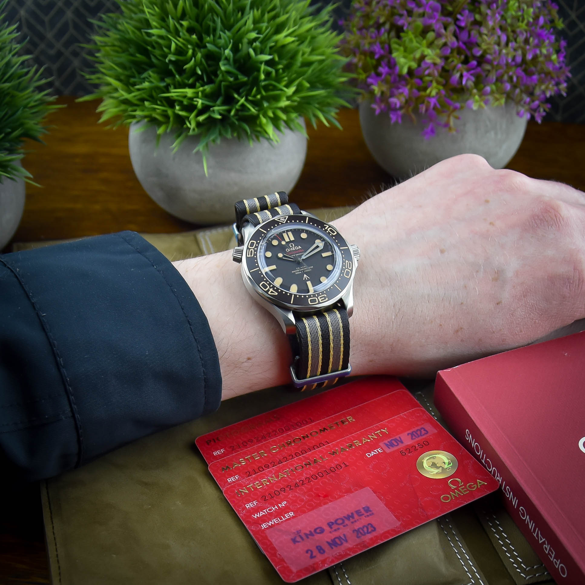 Omega Seamaster Diver 300m - James Bond Edition 210.92.42.20.01.001 Thumbnail 5