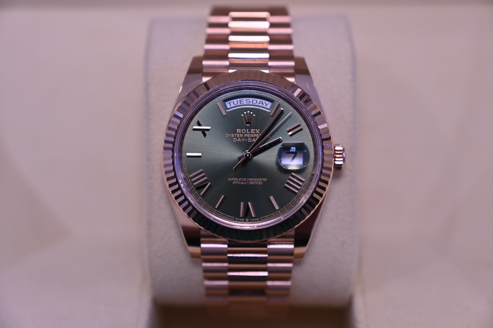 Rolex Day-Date 40 228235 Thumbnail 4