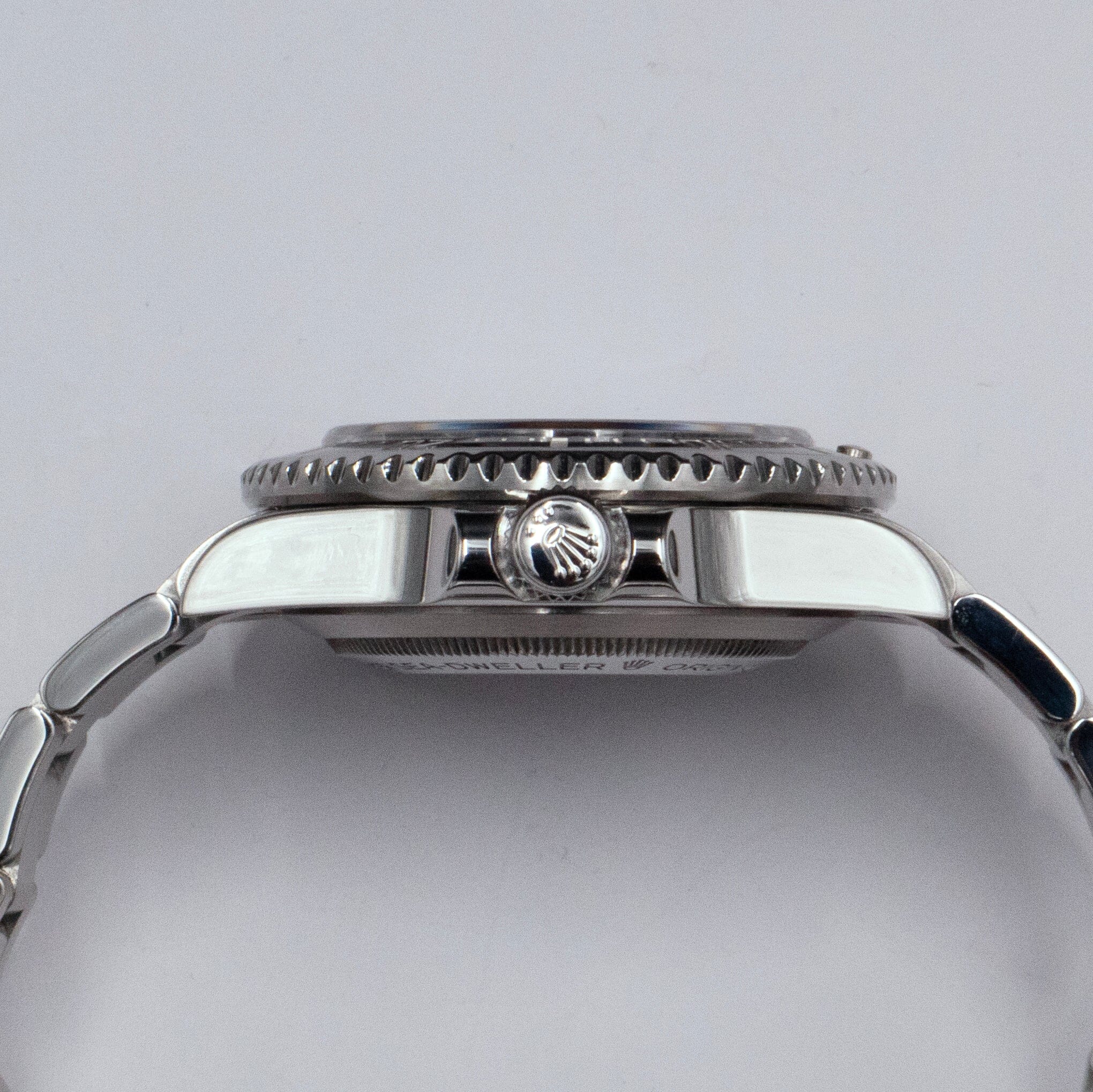 Rolex Sea-Dweller 4000 116600 Thumbnail 7