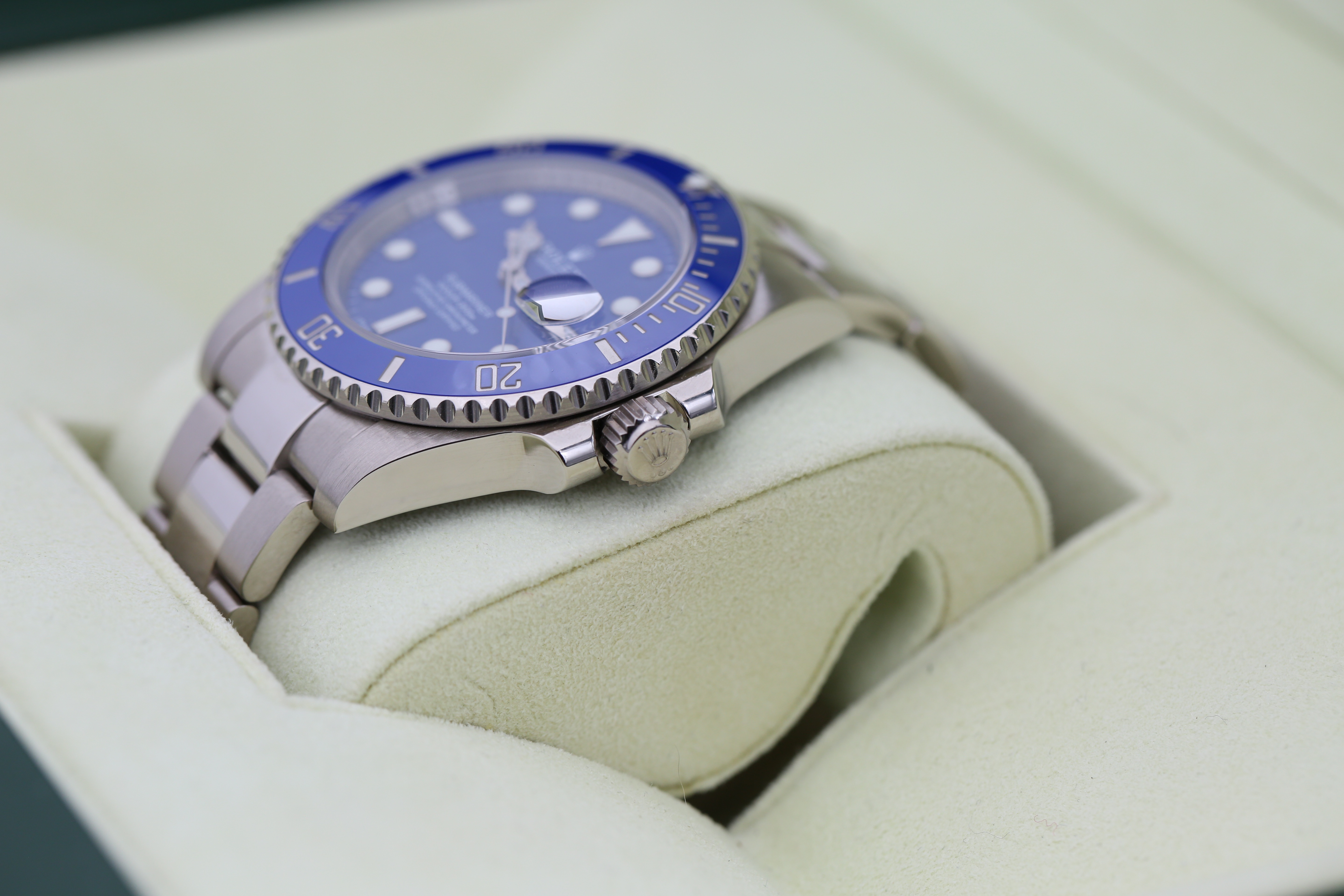 Rolex Submariner Smurf Thumbnail 6