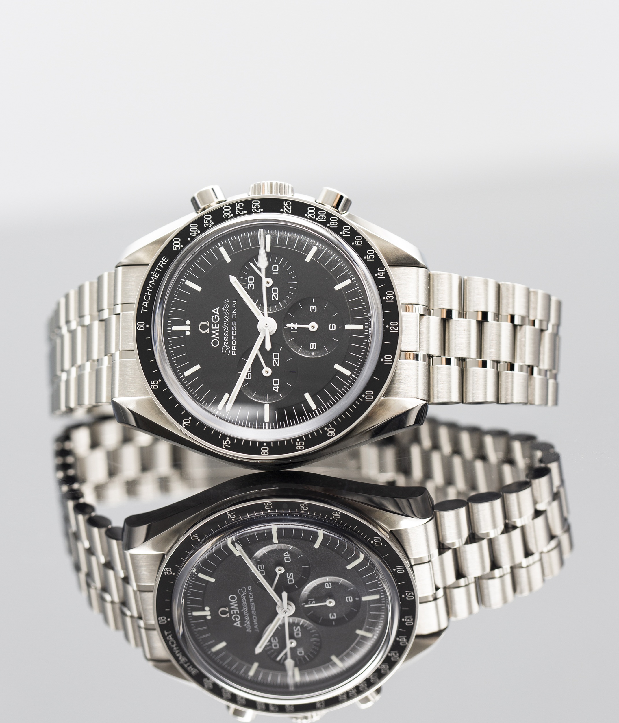 Omega Speedmaster Moonwatch Professional 310.30.42.50.01.002 Thumbnail 6