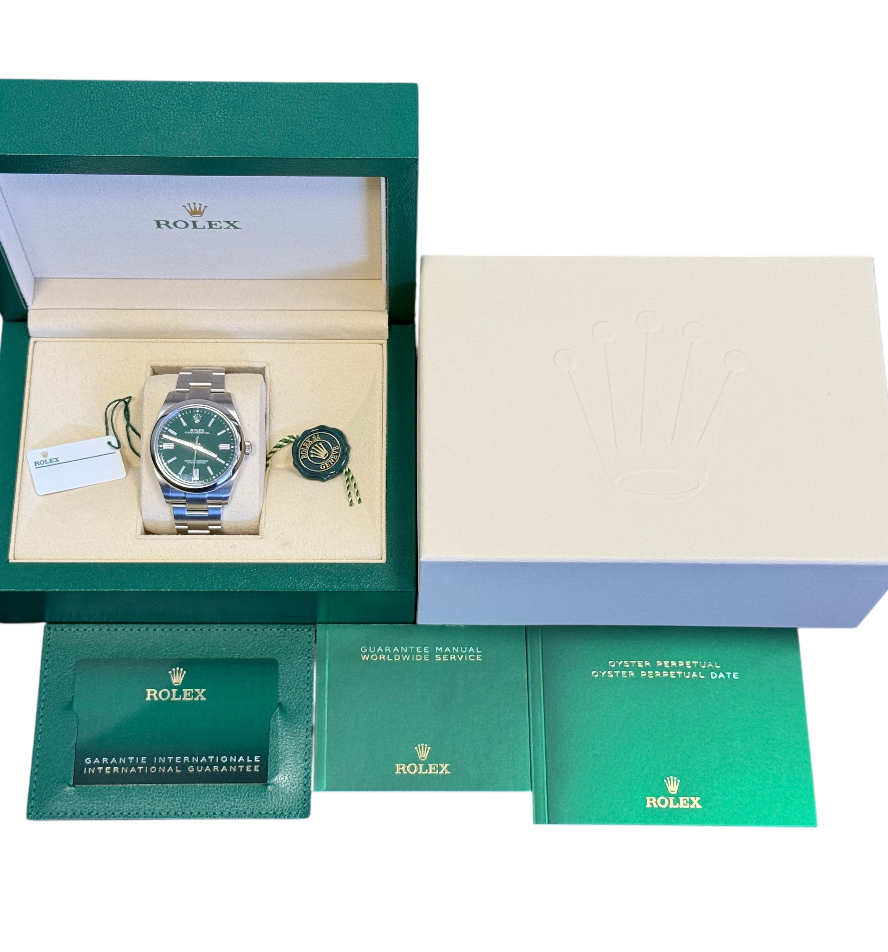 Rolex Oyster Perpetual 124300 Thumbnail 5