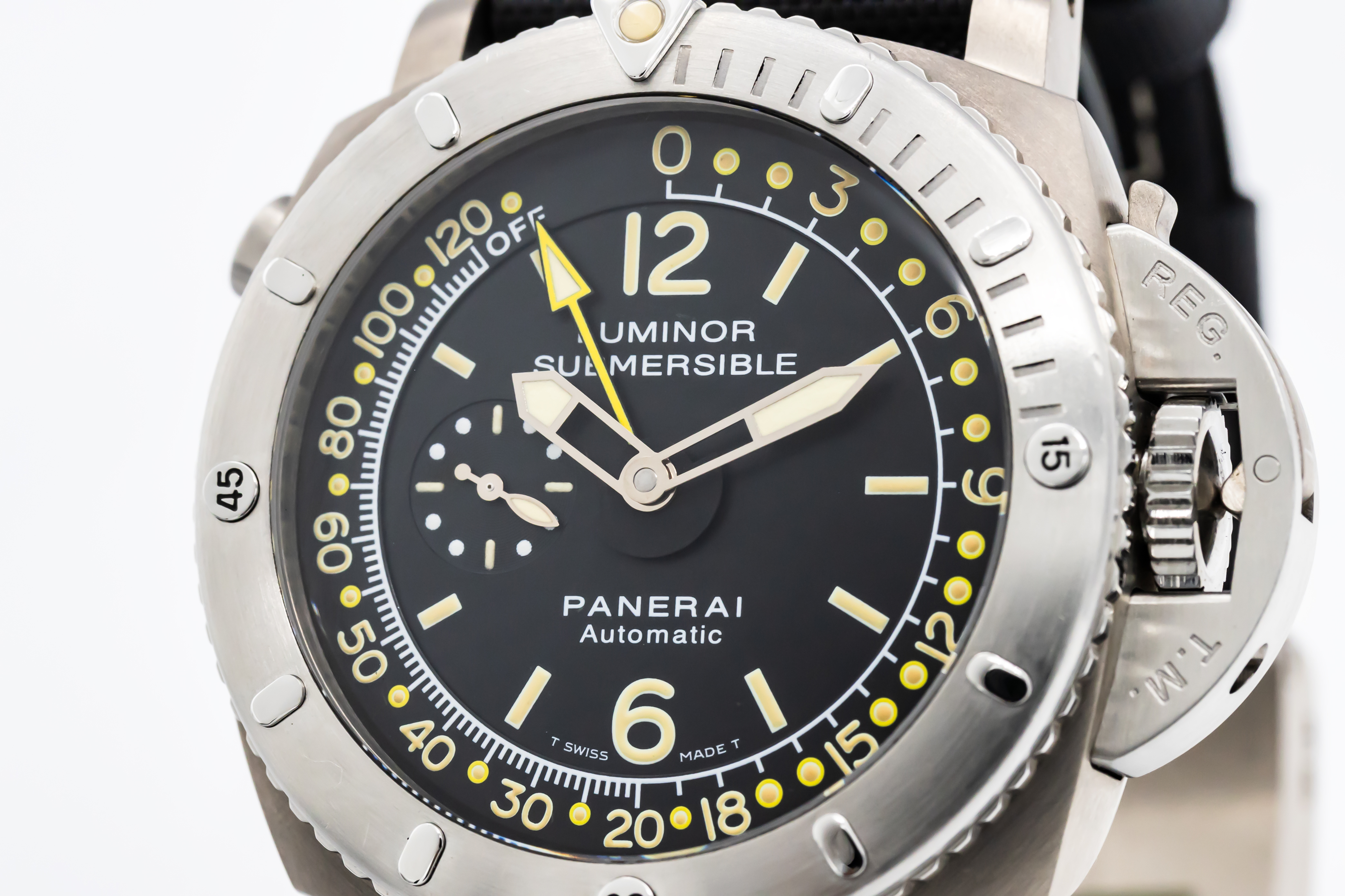 Panerai Luminor Submersible PAM00193 Thumbnail 6