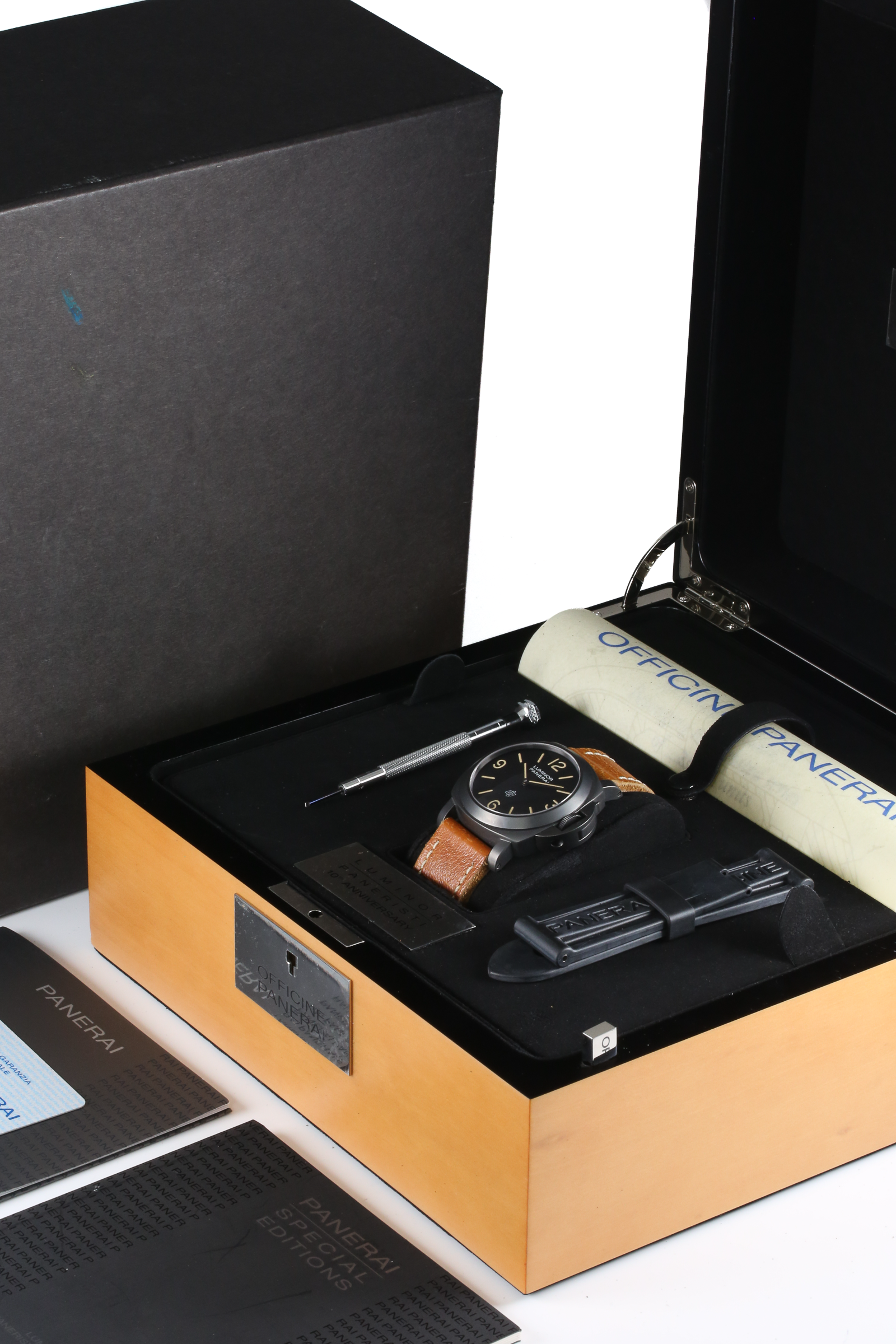 Panerai Luminor Base PAM00360 Thumbnail 7