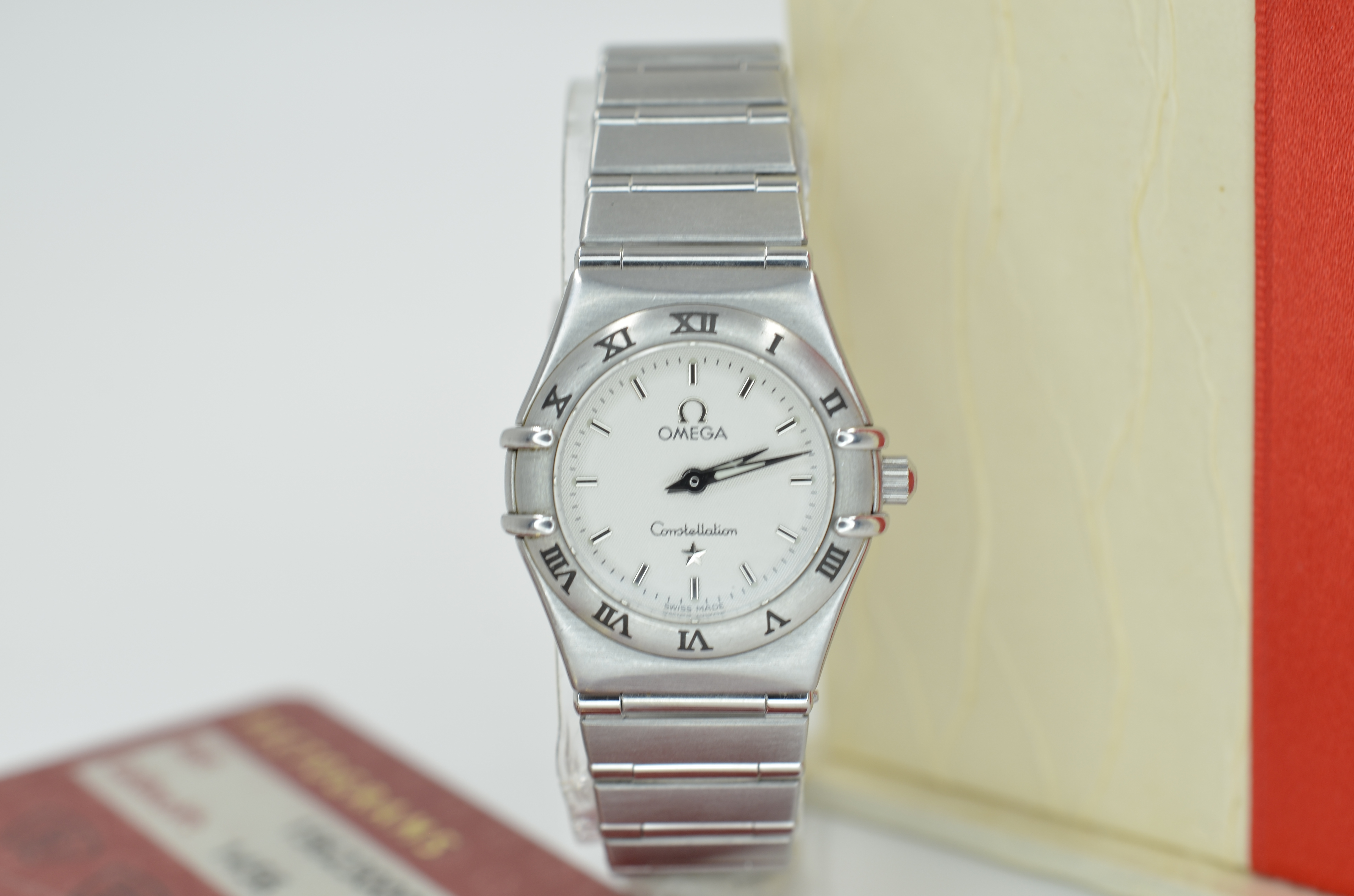 Omega Constellation Mini 1562.30.00 Thumbnail 5