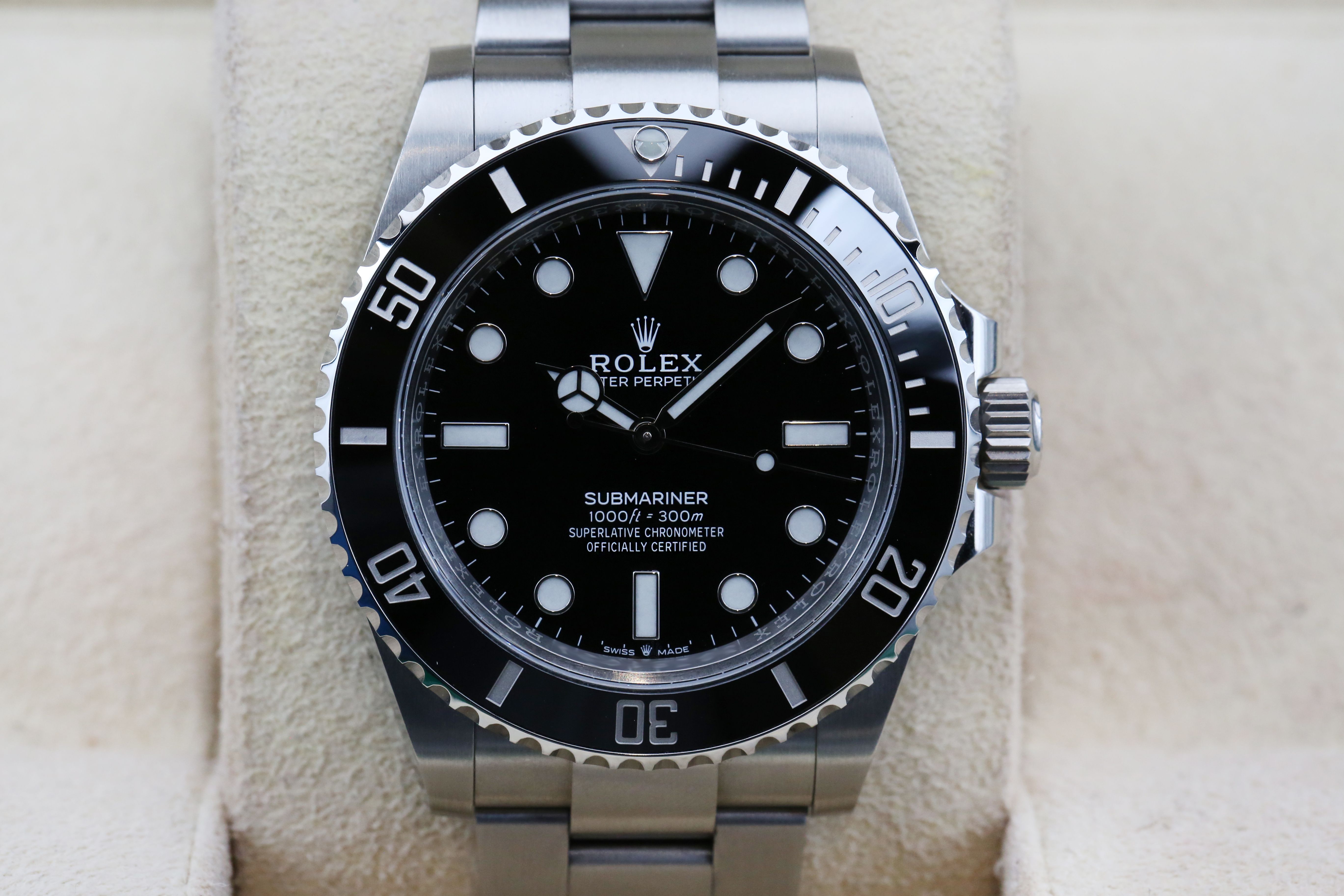 Rolex Submariner 124060 Thumbnail 5