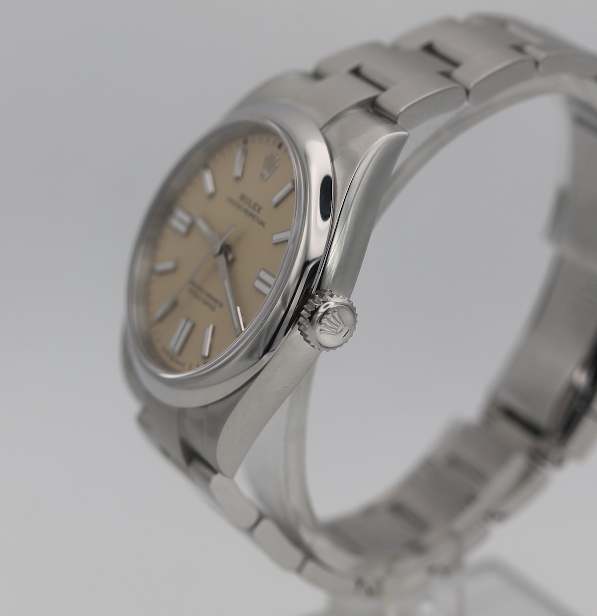 Rolex Oyster Perpetual 41 134300 Thumbnail 3