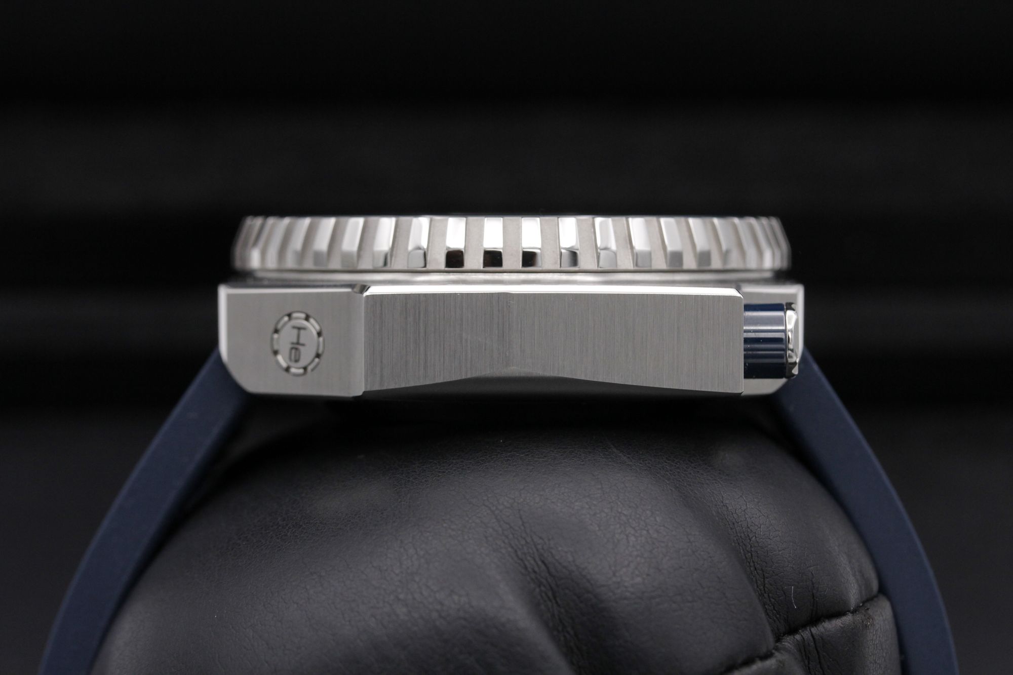 Omega Seamaster Ploprof 1200m 227.32.55.21.03.001 Thumbnail 3