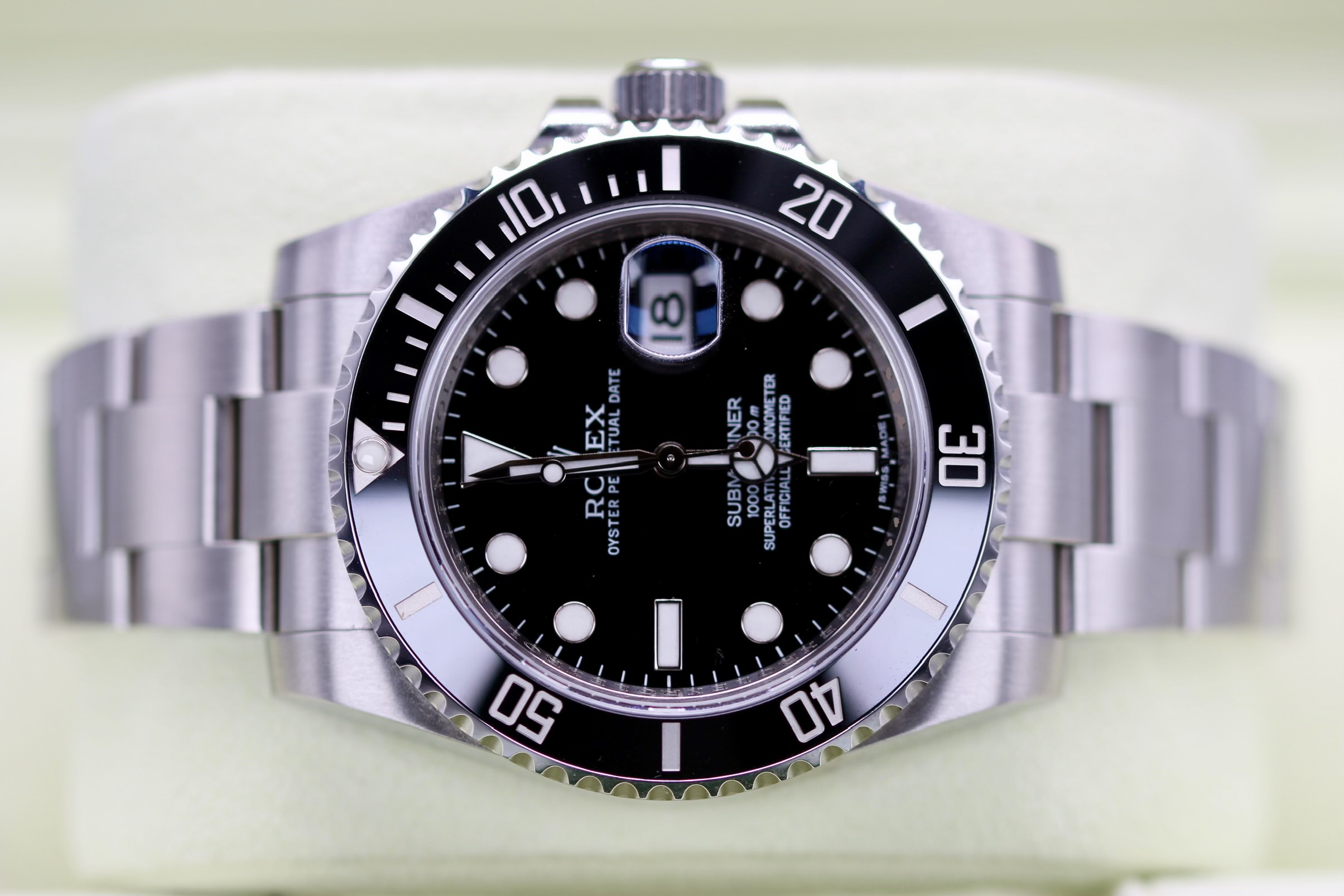 Rolex Submariner 116610 LN Thumbnail 5