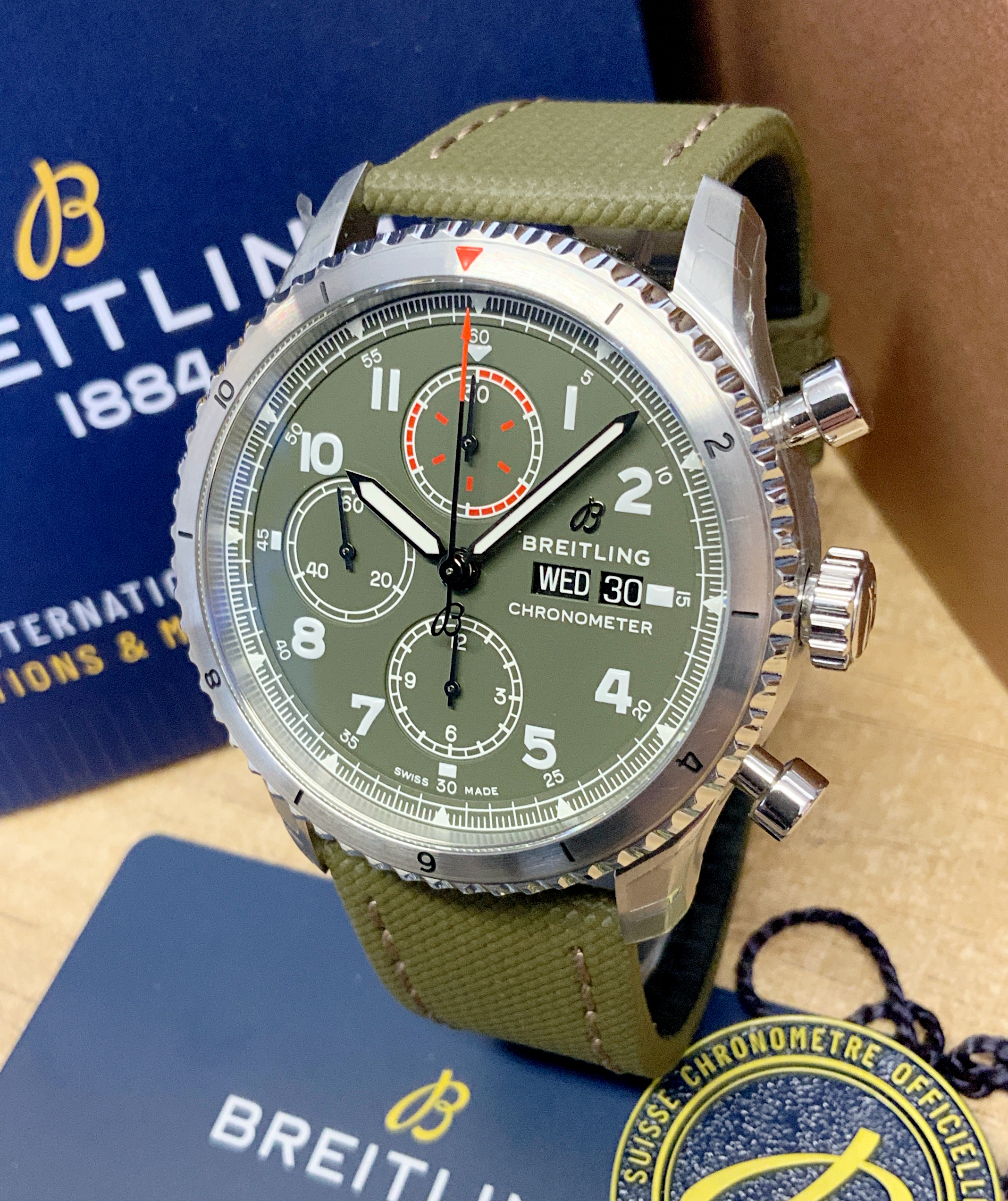 Breitling Aviator 8 A13316 Thumbnail 2