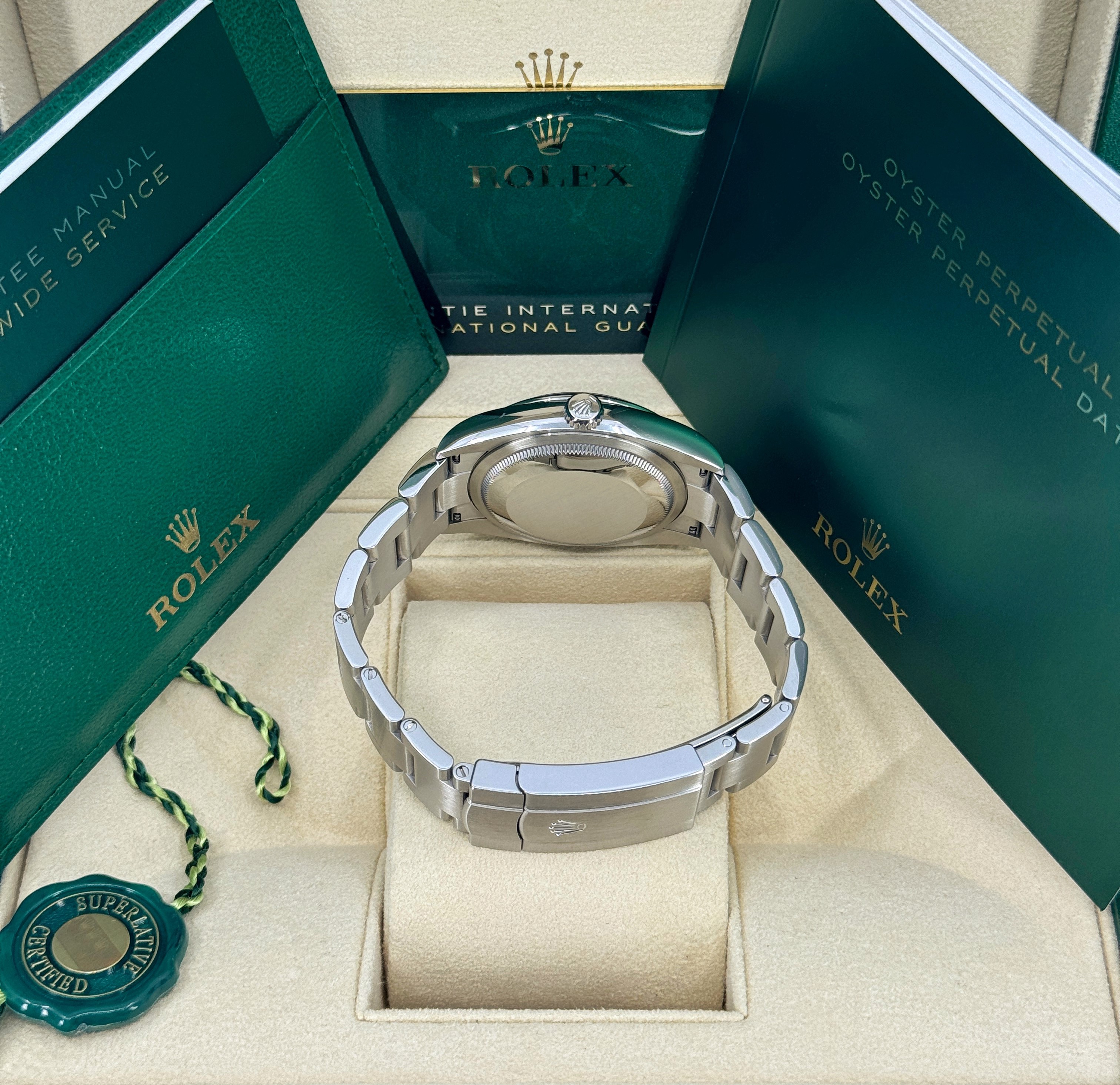 Rolex Oyster Perpetual 126000 Thumbnail 4