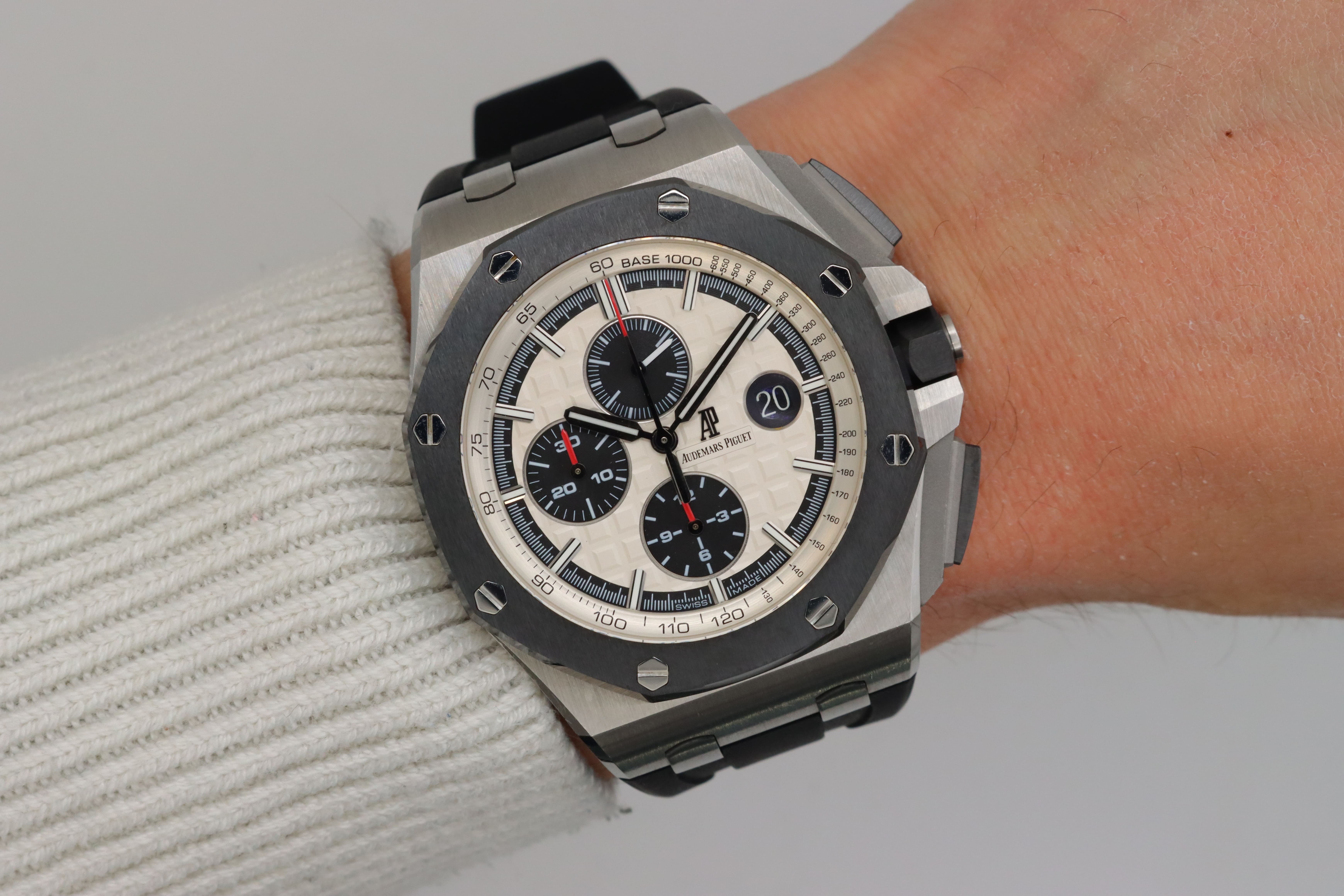 Audemars Piguet Royal Oak Offshore 26400SO.OO.A002CA.01 Thumbnail 5