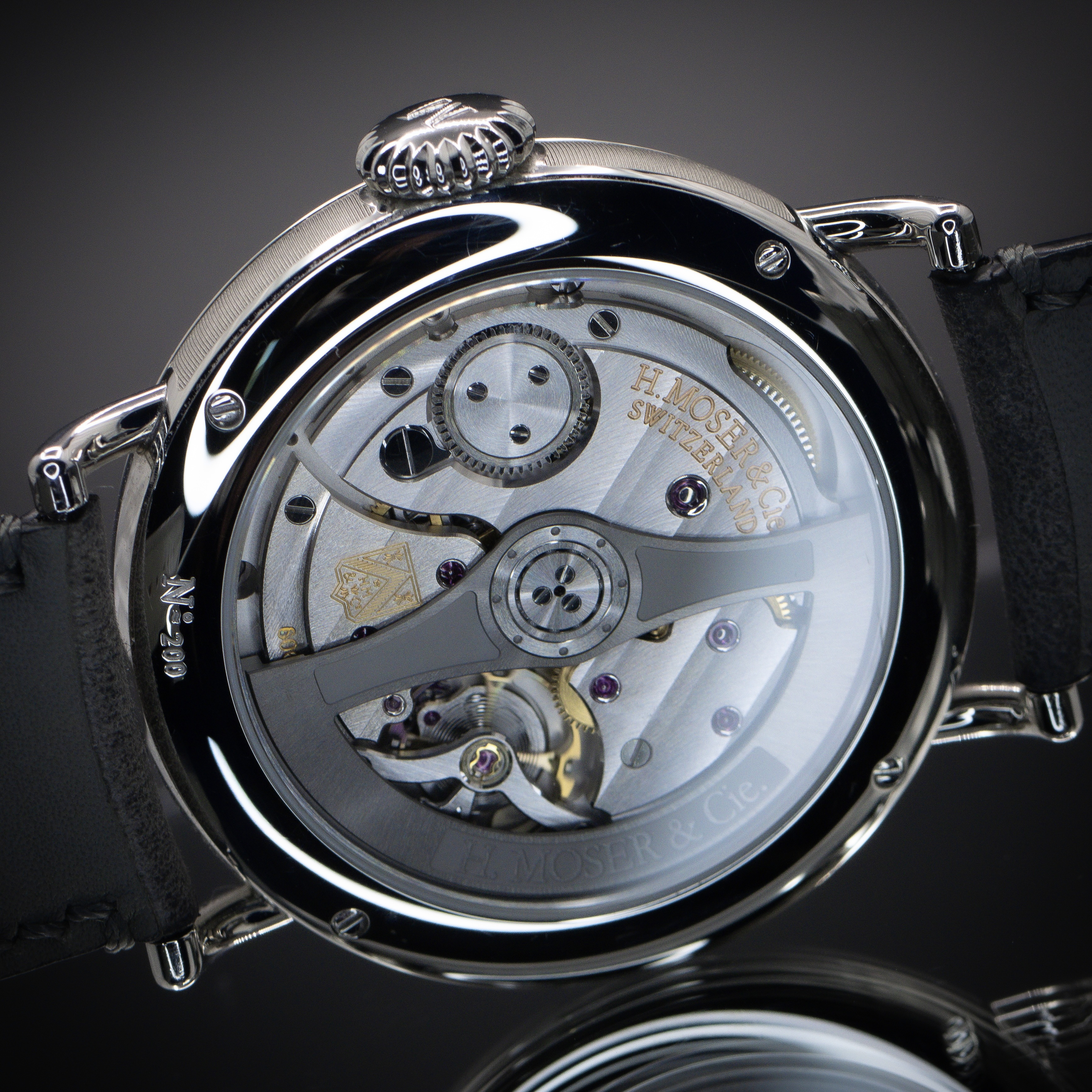 H. Moser and Cie Heritage Centre Seconds 8809-1200 Thumbnail 5