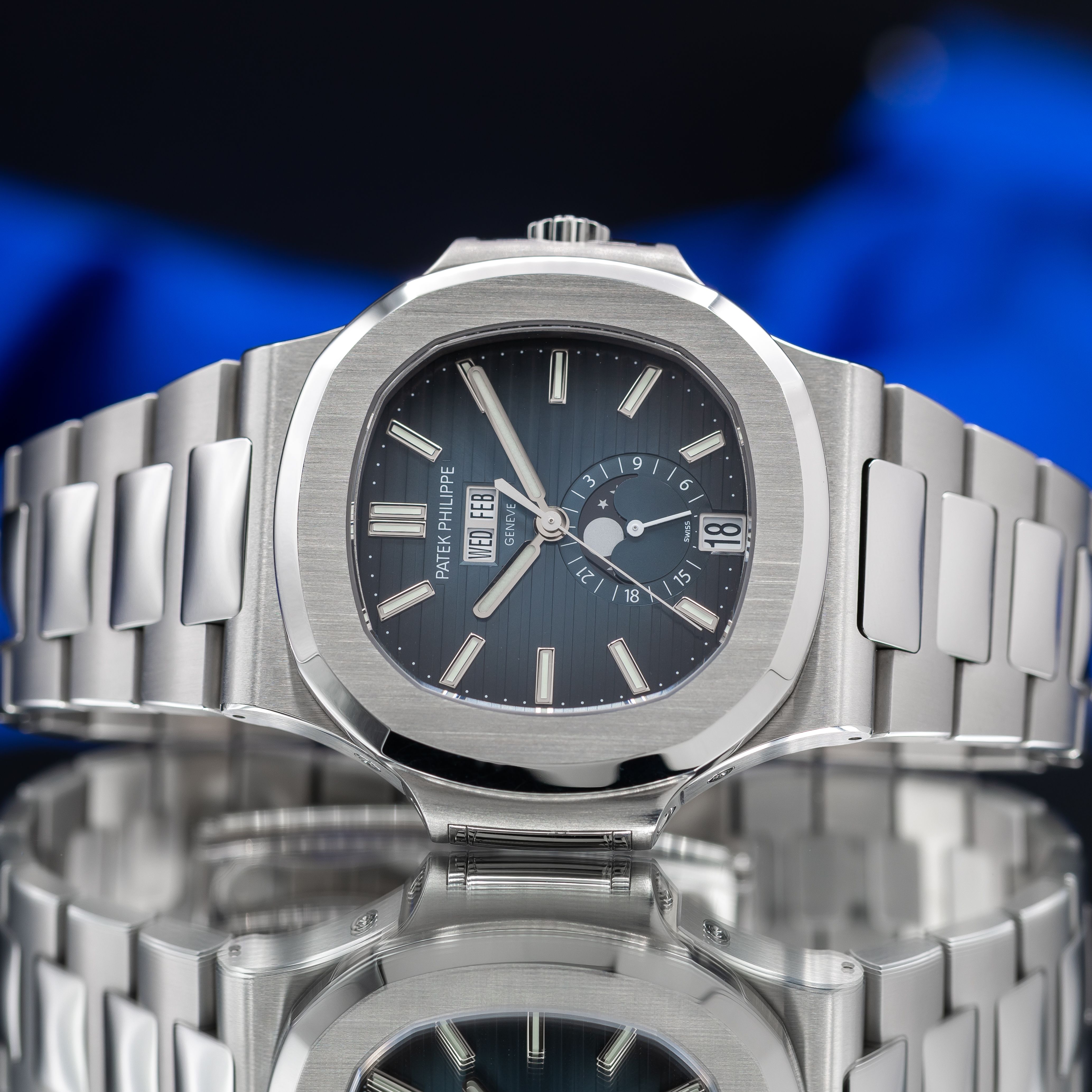 Patek Philippe Nautilus 5726/1A-014 Thumbnail 6