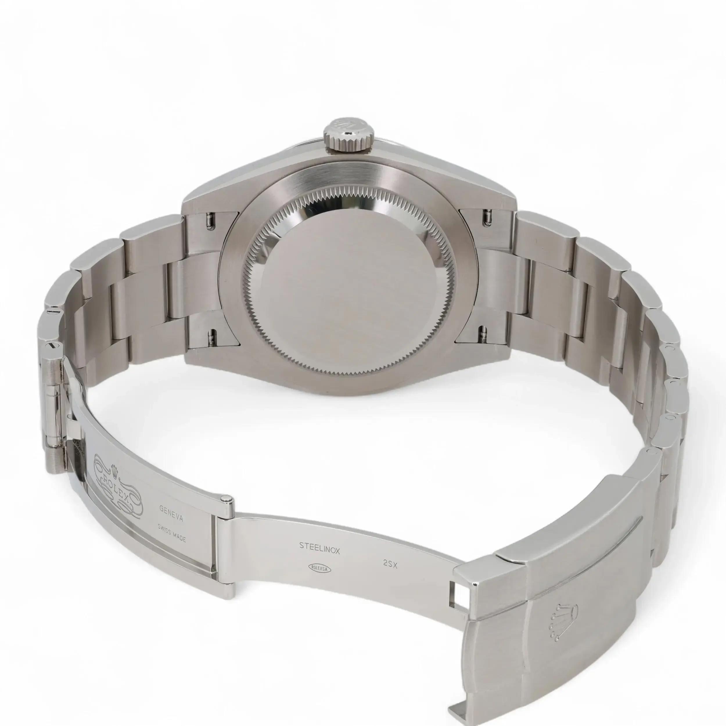 Rolex Oyster Perpetual 41 134300 Thumbnail 4