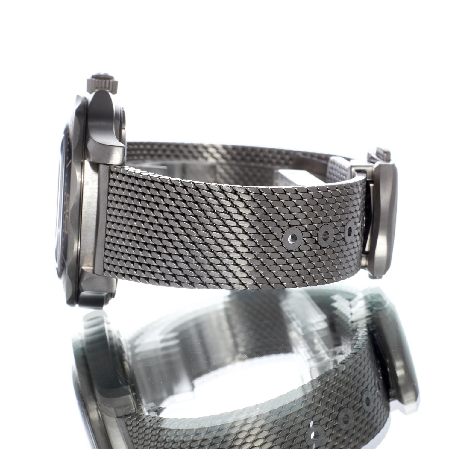 Omega Seamaster Diver 300m - James Bond Edition 210.90.42.20.01.001 Thumbnail 2