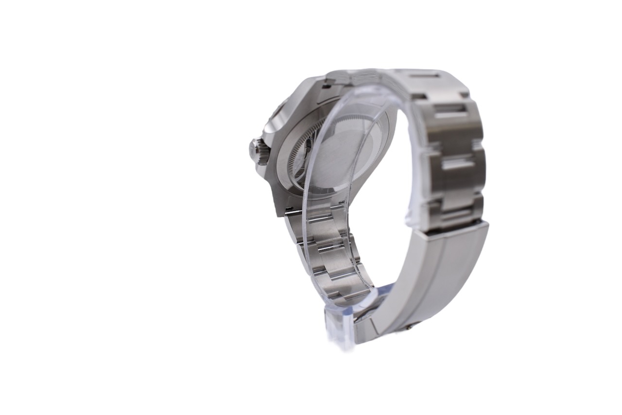 Rolex Submariner 124060 Thumbnail 3