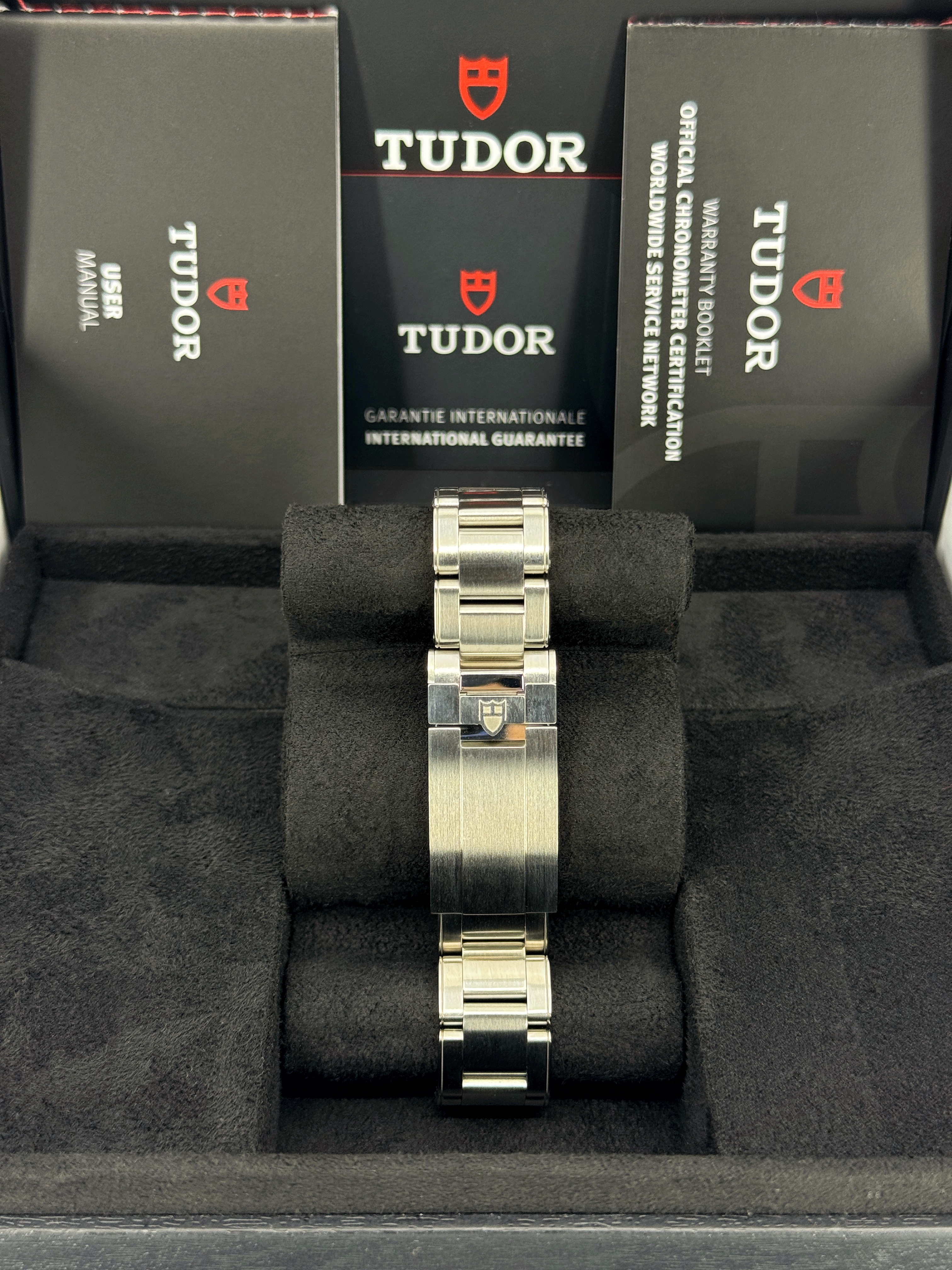 Tudor Black Bay 54 M79000N-0001 Thumbnail 3