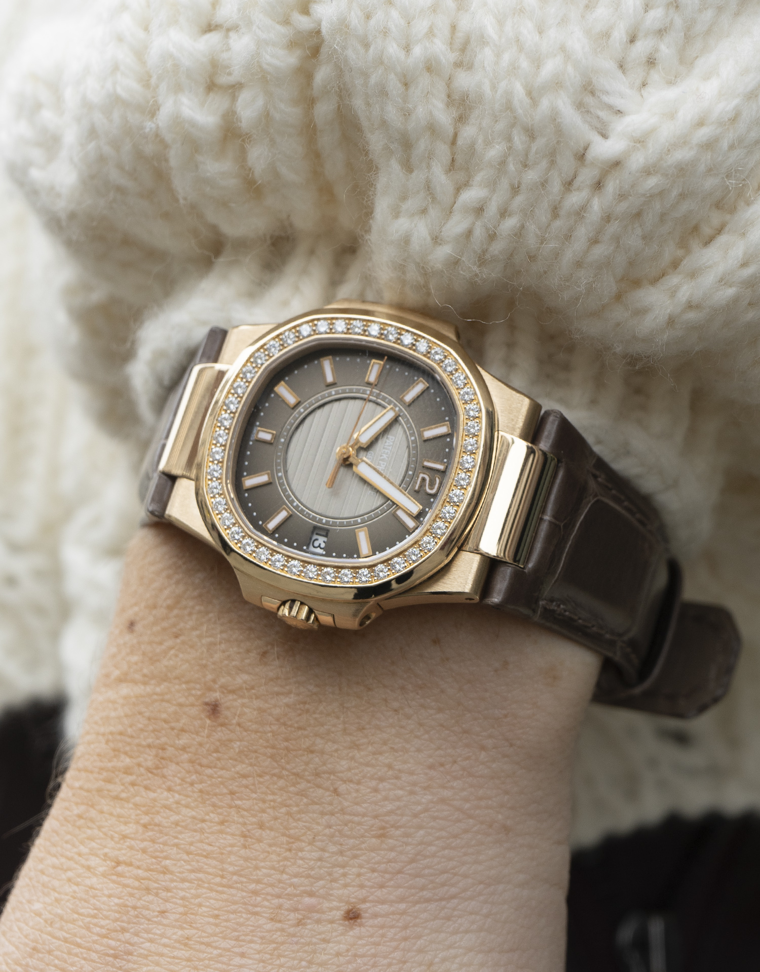 Patek Philippe Nautilus 7010R-010 Thumbnail 7