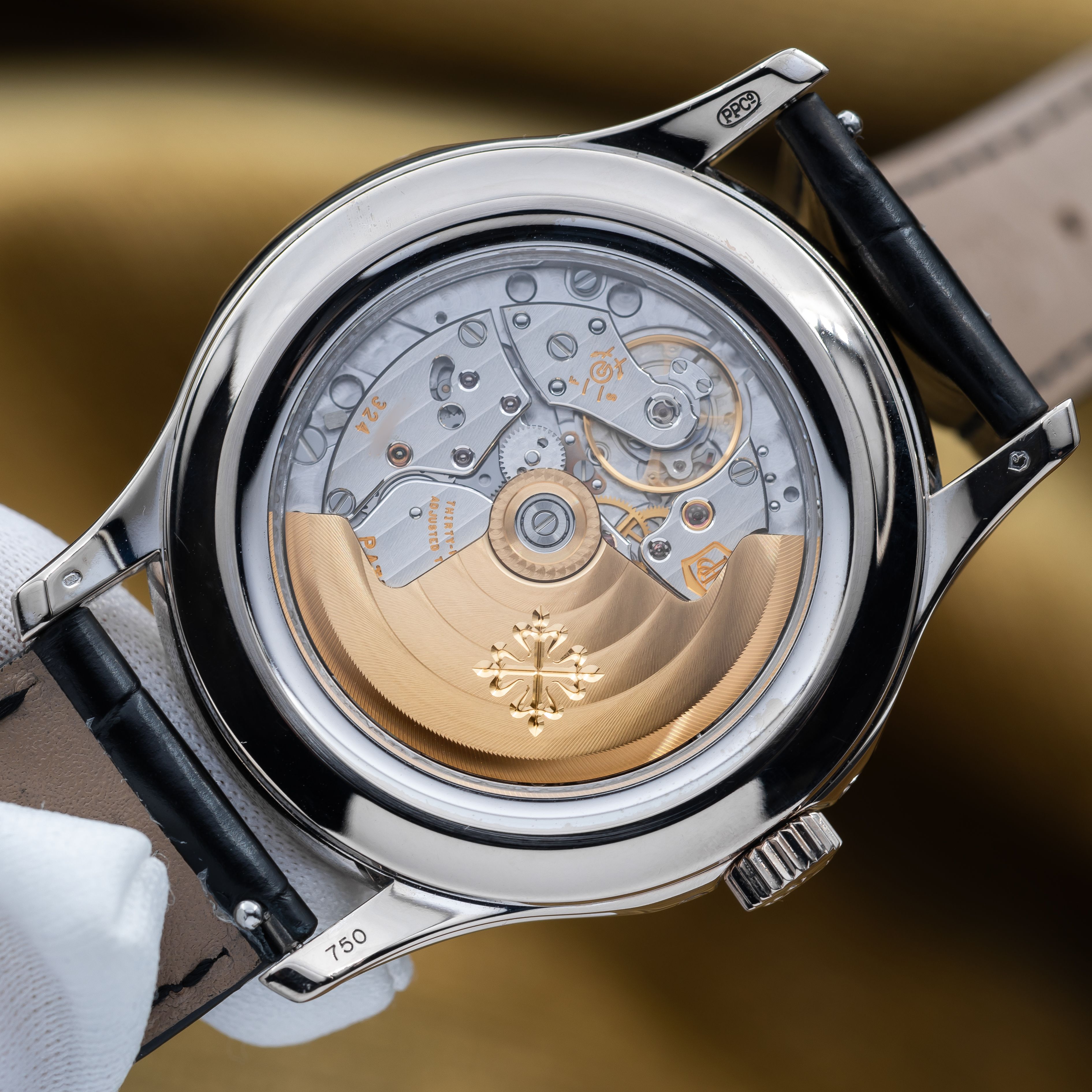 Patek Philippe Complications 5205G-013 Thumbnail 4