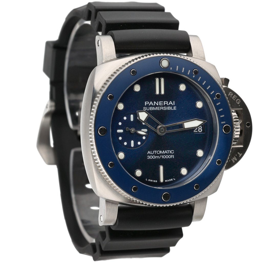 Panerai Submersible PAM01068 Thumbnail 6