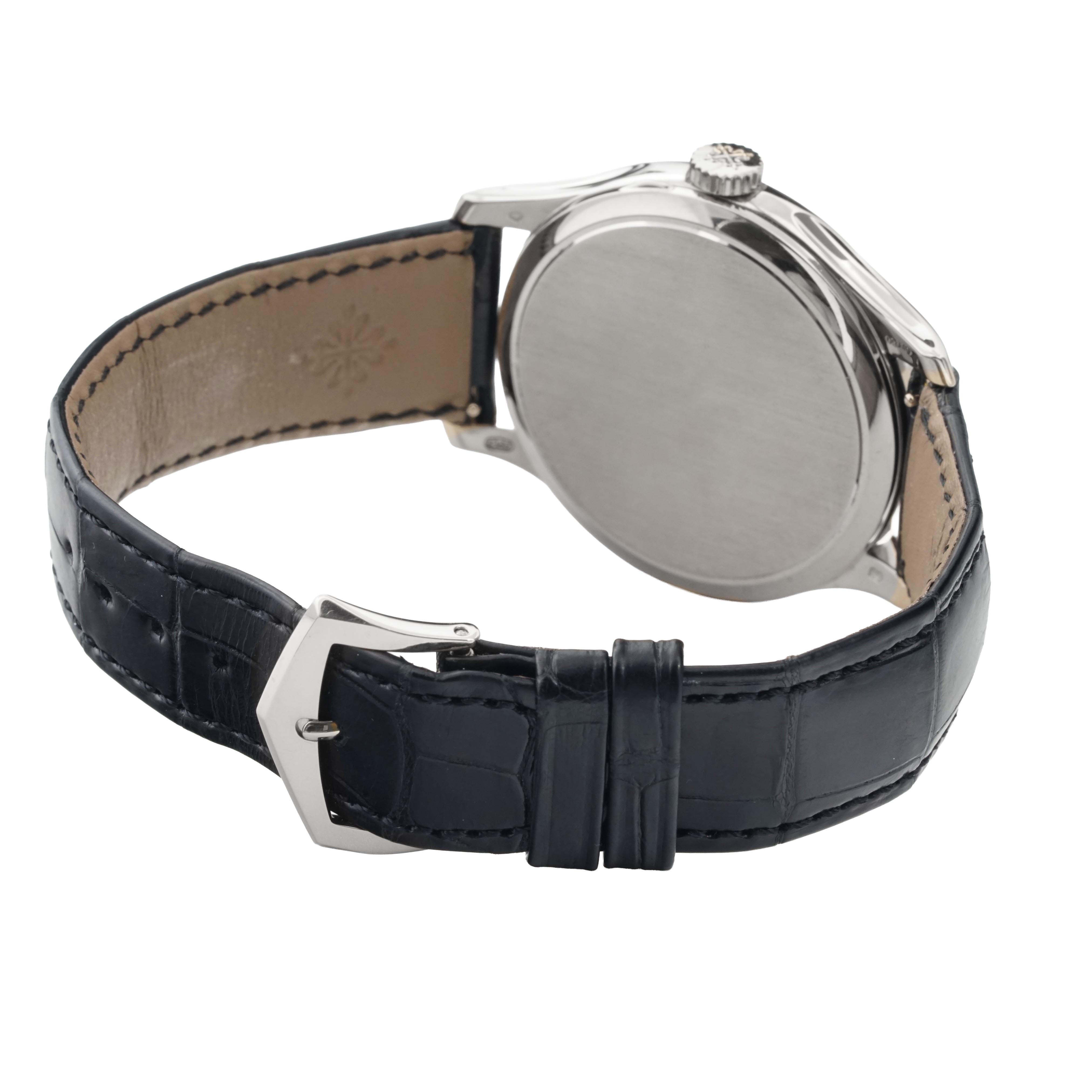 Patek Philippe Calatrava 5227G-010 Thumbnail 3