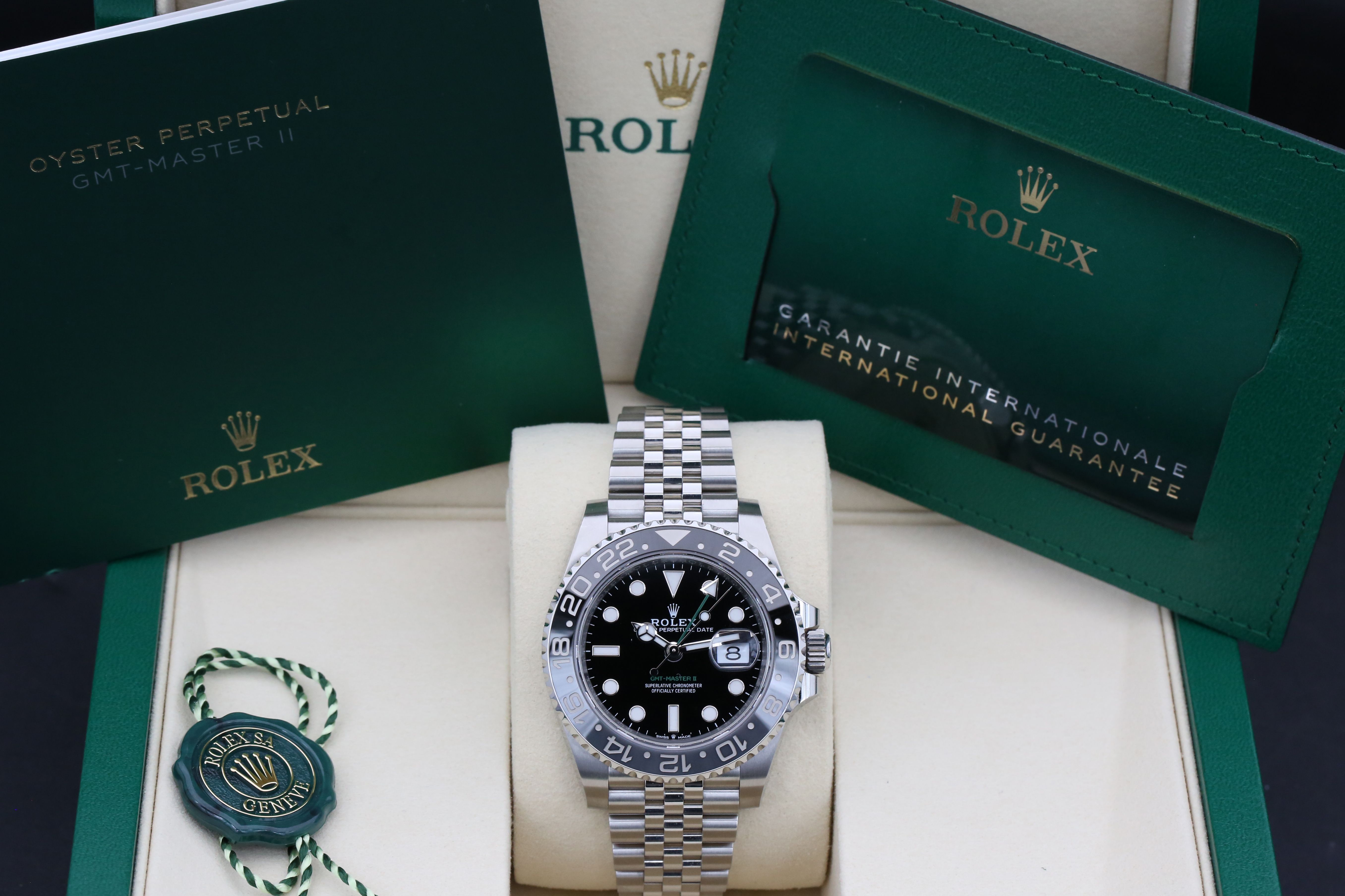 Rolex GMT Master II 126710 GRNR Thumbnail 7