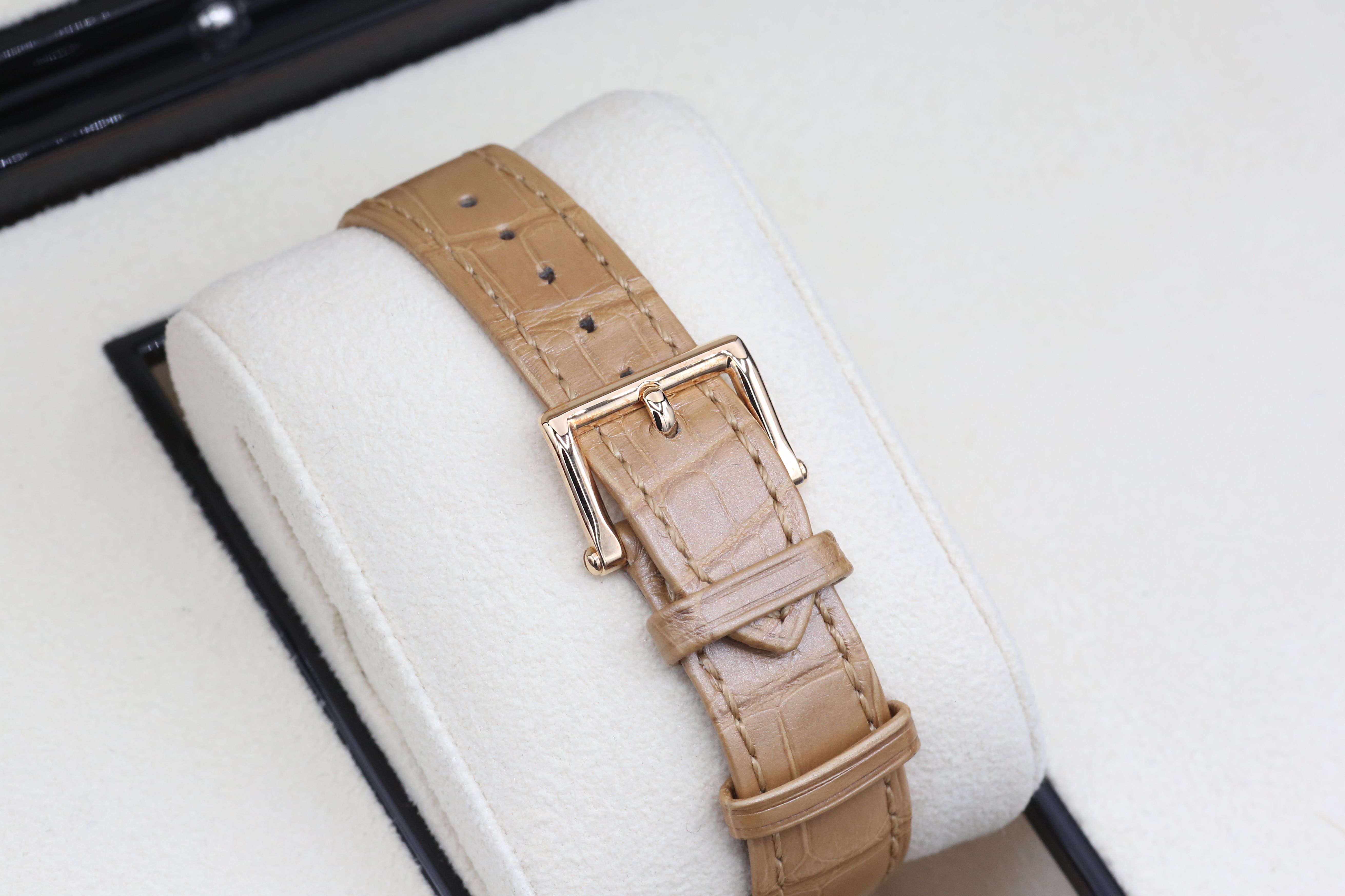 Patek Philippe Calatrava 7200R-001 Thumbnail 3