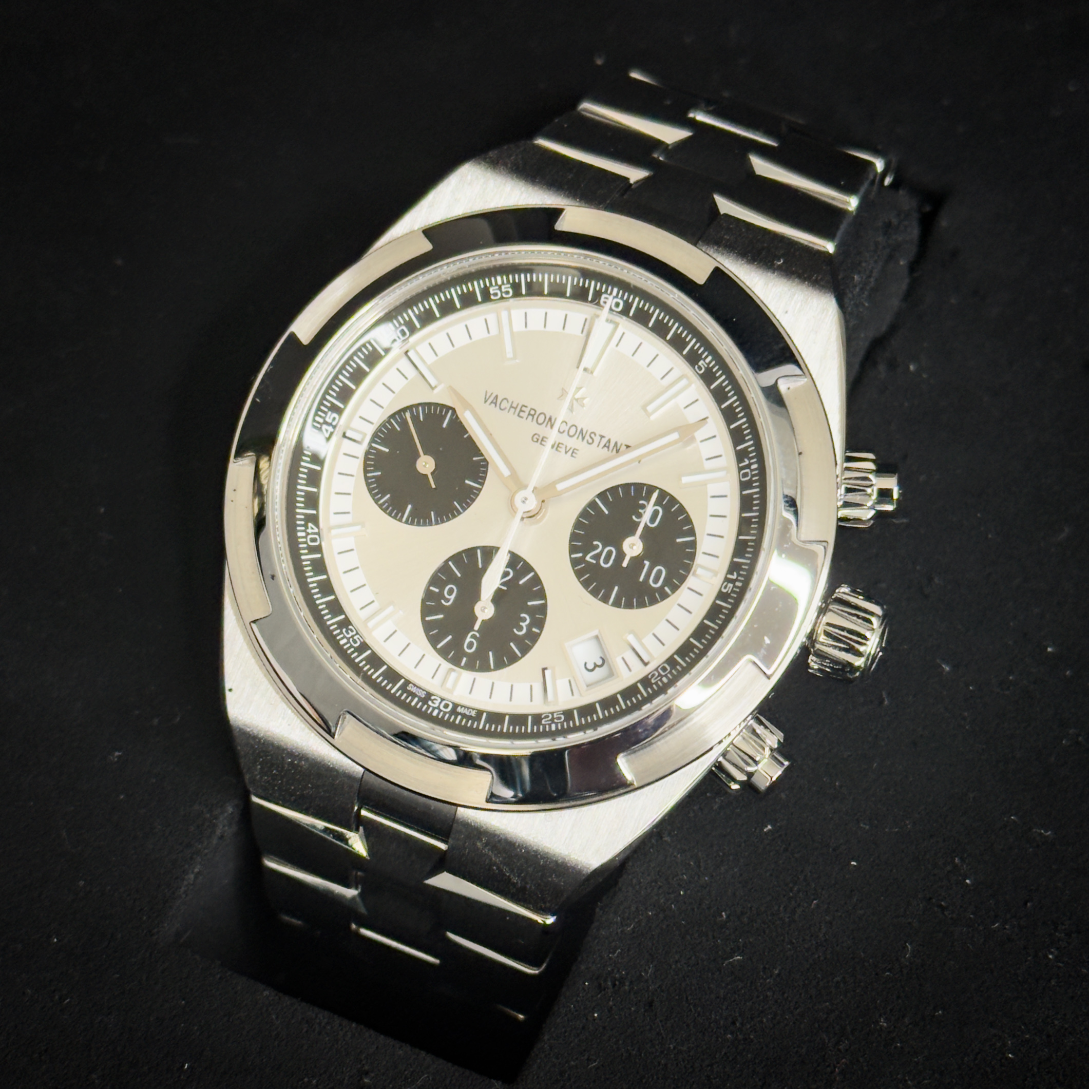 Vacheron Constantin Overseas 5500V/110A-B686 Thumbnail 4