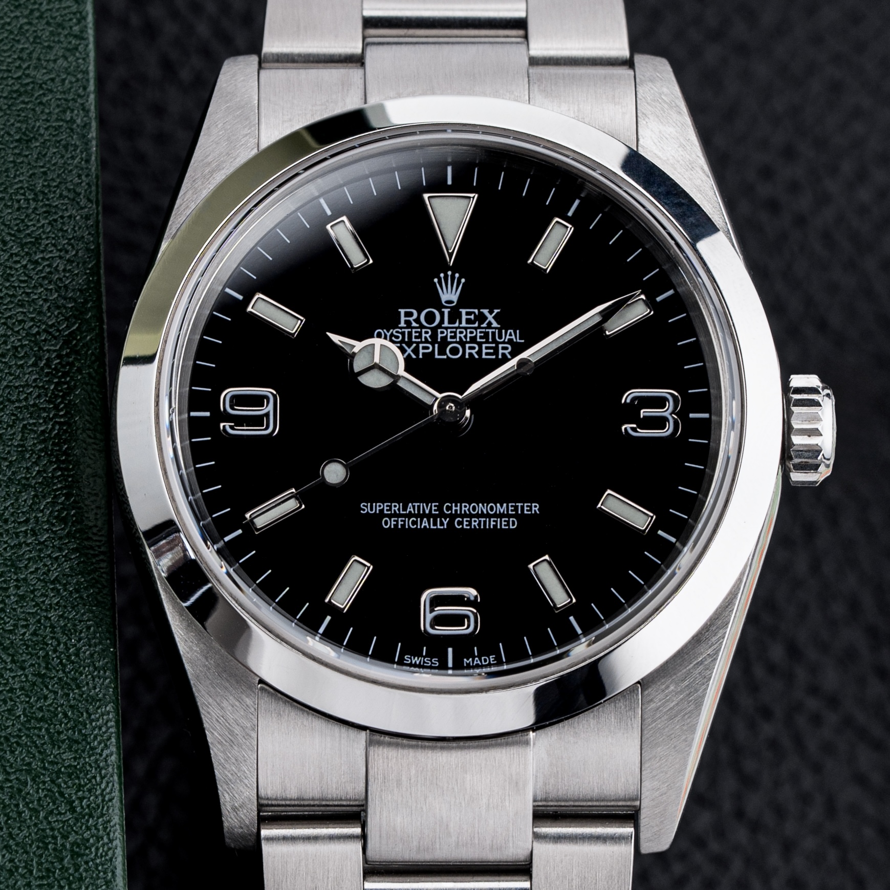 Rolex Explorer 114270 Thumbnail 2